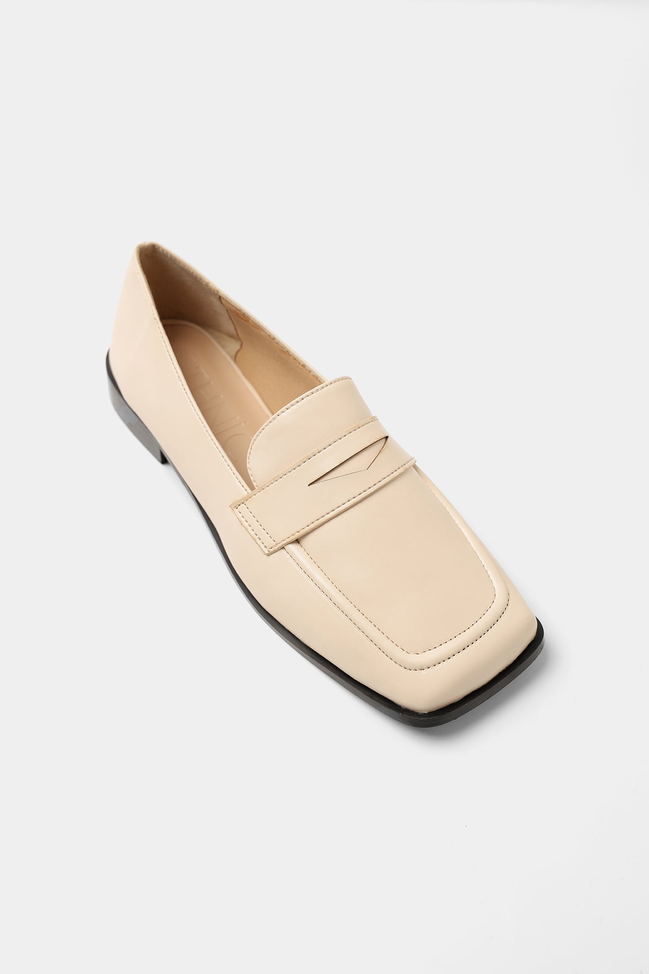 LOAFERS (E0506/109/002)