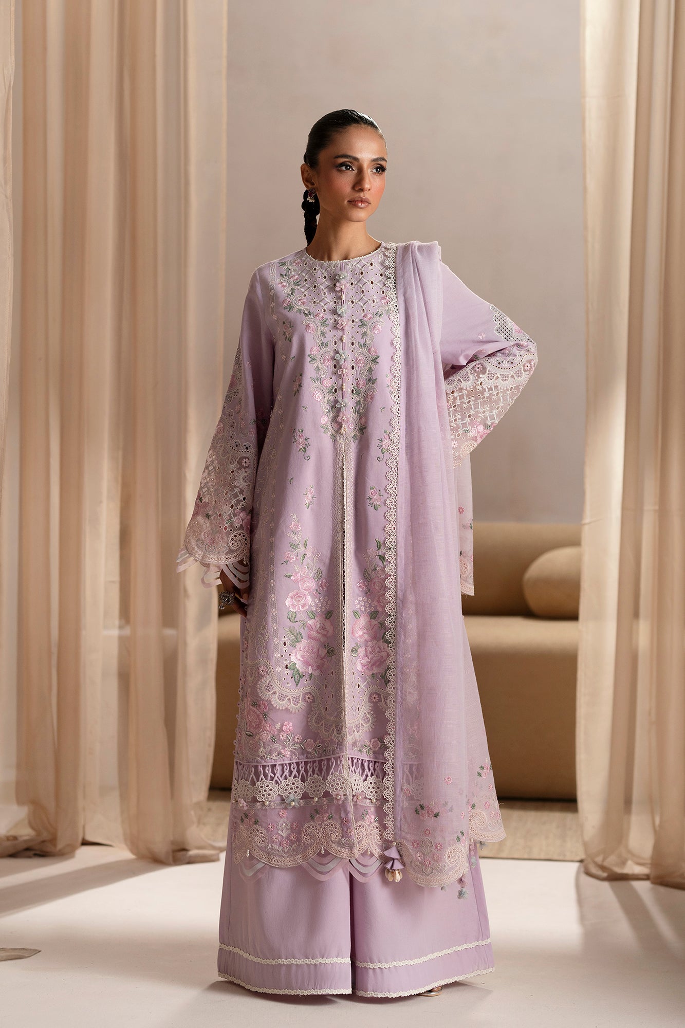 EMBROIDERED SUIT (E0523/203/514)