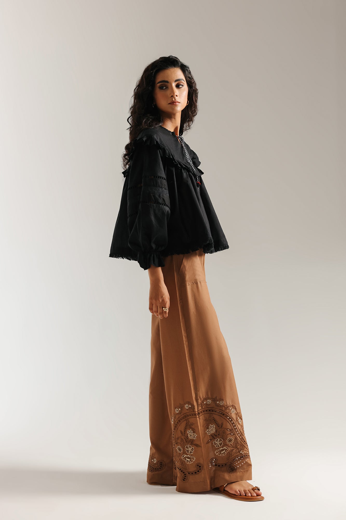 EMBROIDERED TROUSER (E0530/101/217)