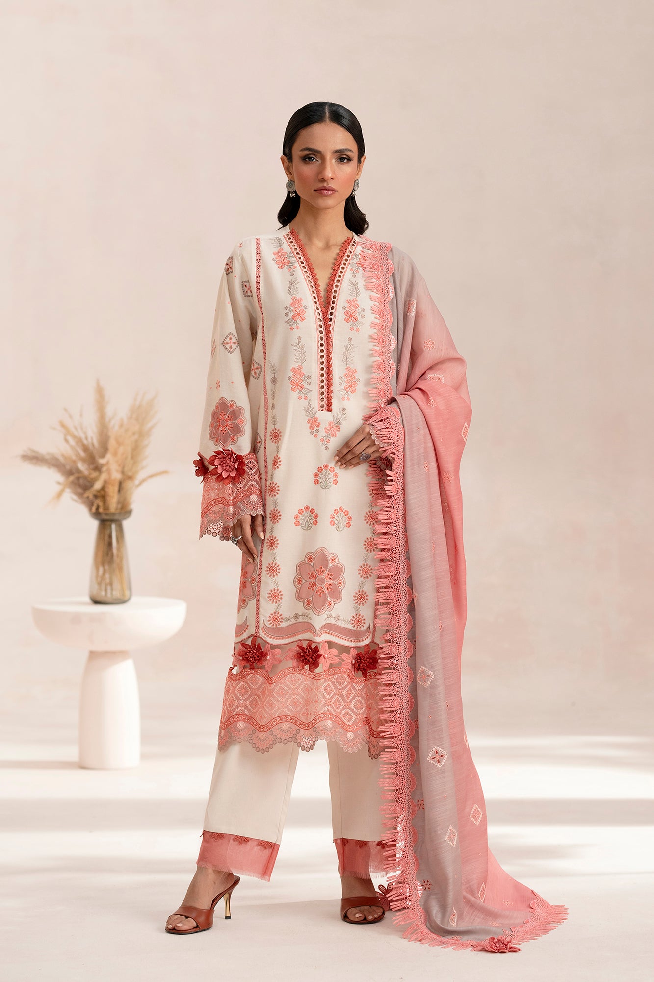 EMBROIDERED SUIT (E0532/203/216)