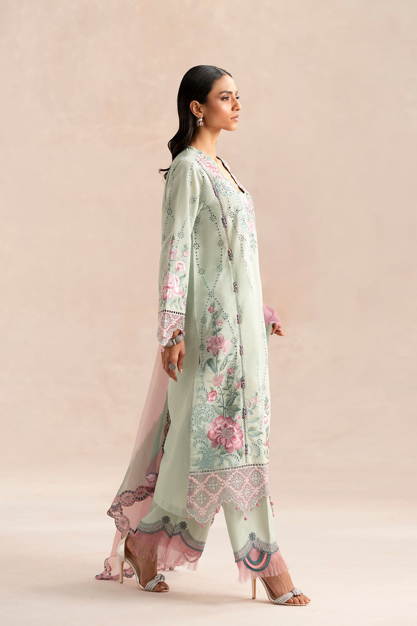 EMBROIDERED SUIT (E0535/203/718)