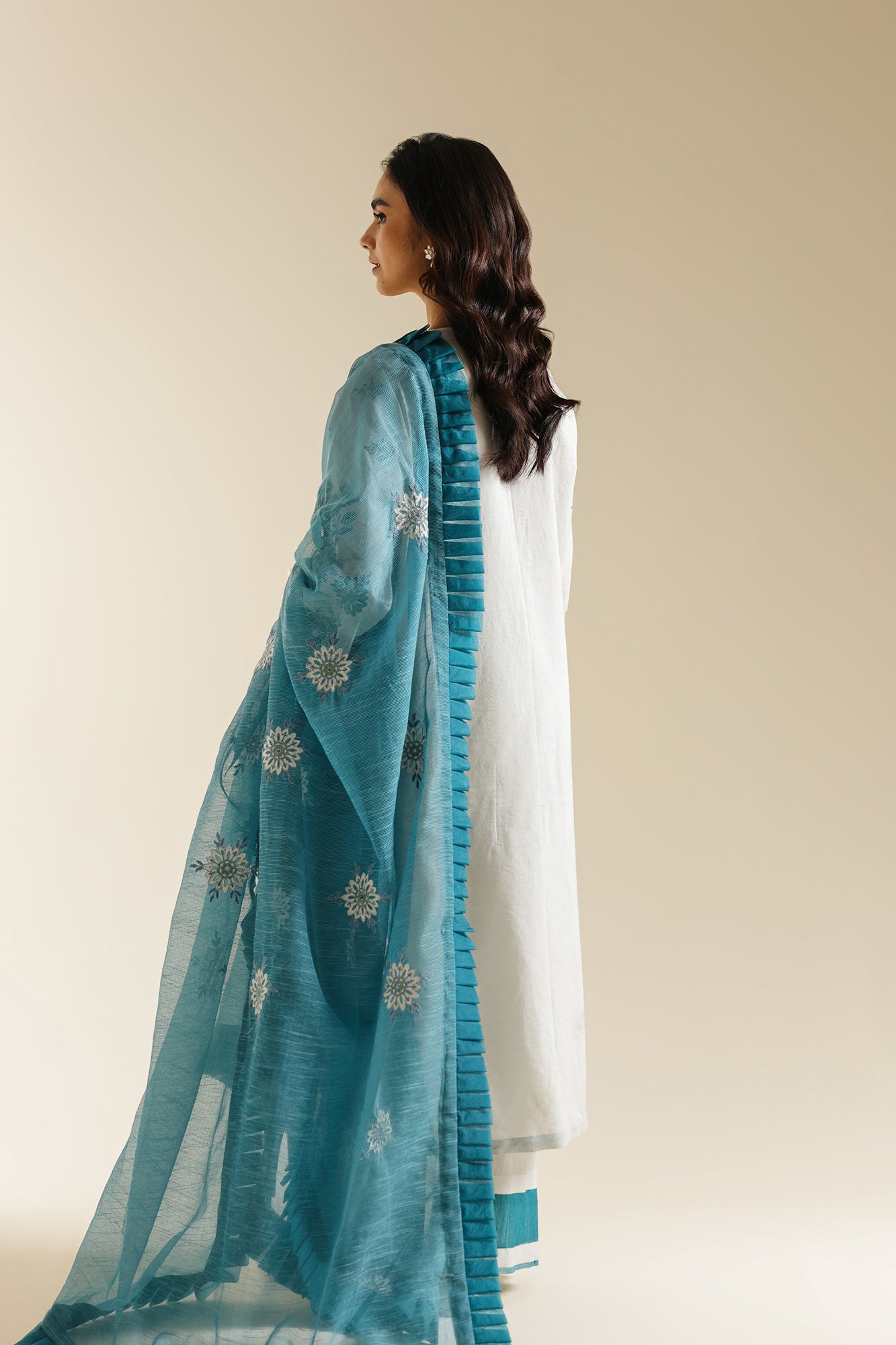 EMBROIDERED SUIT (E0539/203/003)