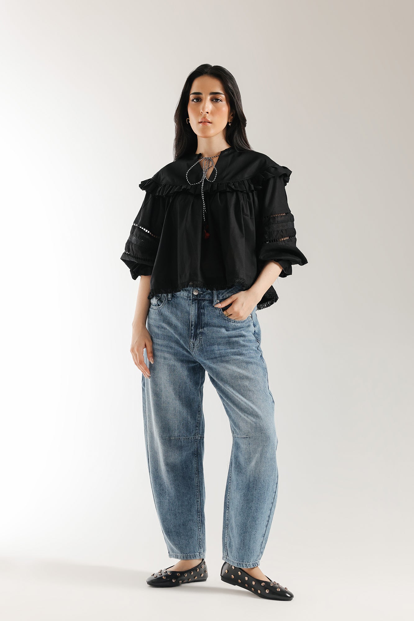 EMBROIDERED TOP (E0546/101/902)