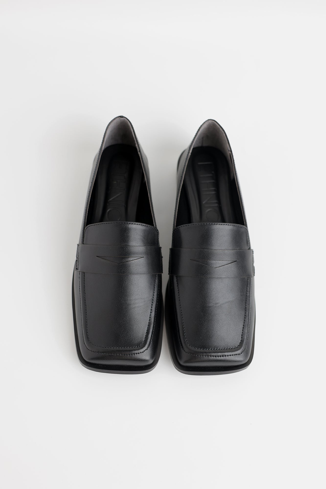 LOAFERS (E0606/109/901)