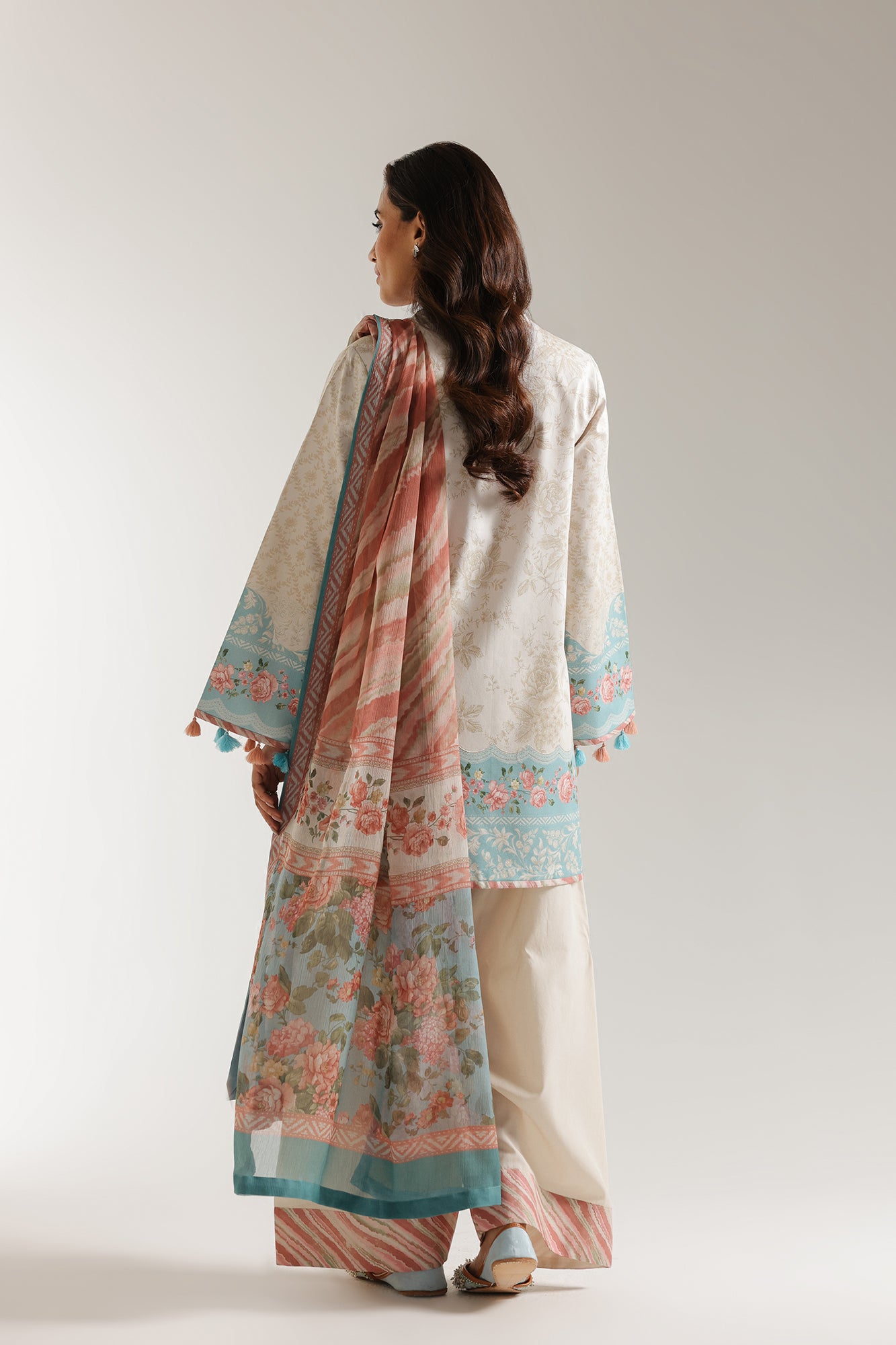 EMBROIDERED SUIT (E0611/203/005)