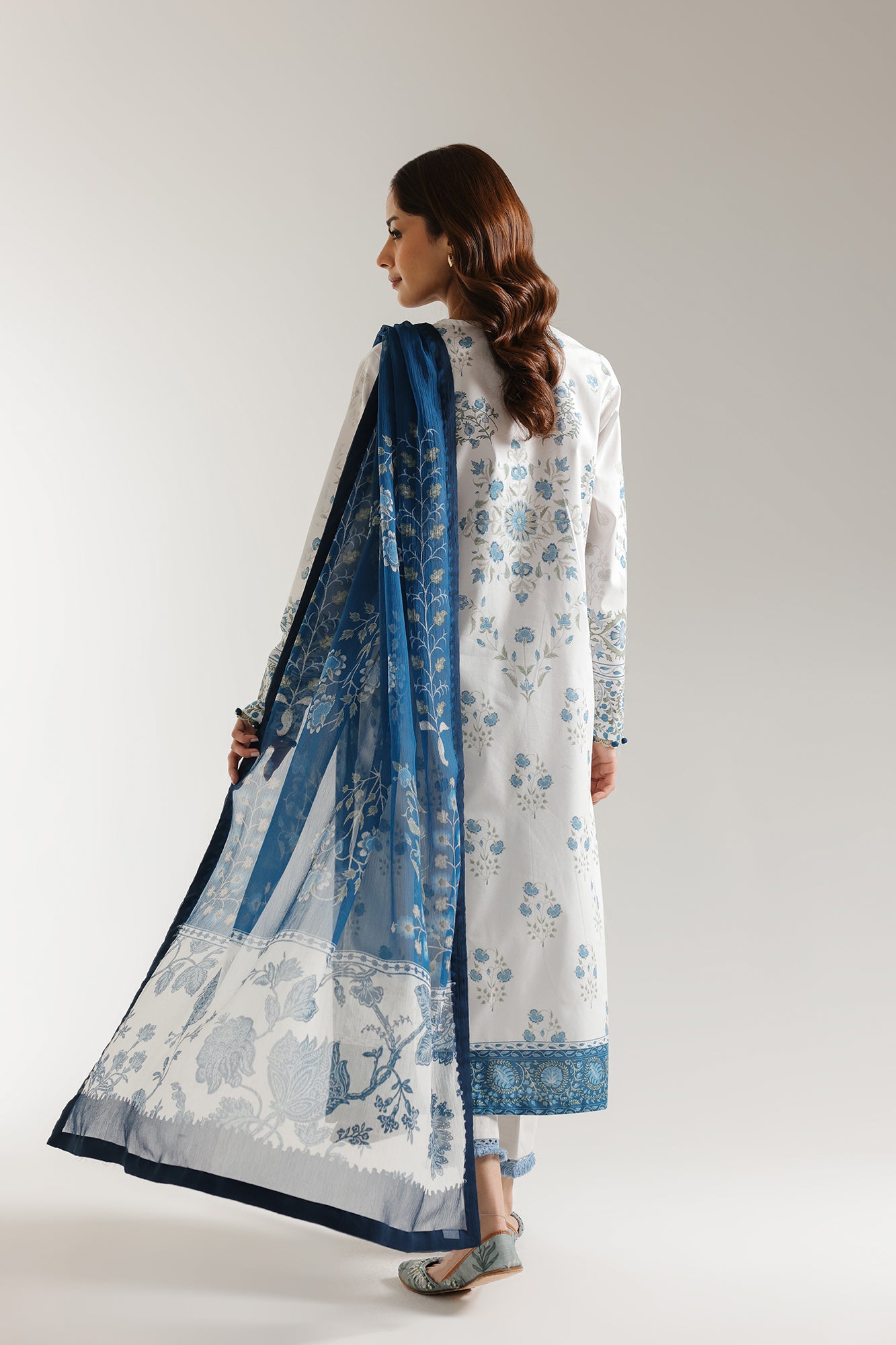EMBROIDERED SUIT (E0612/203/604)