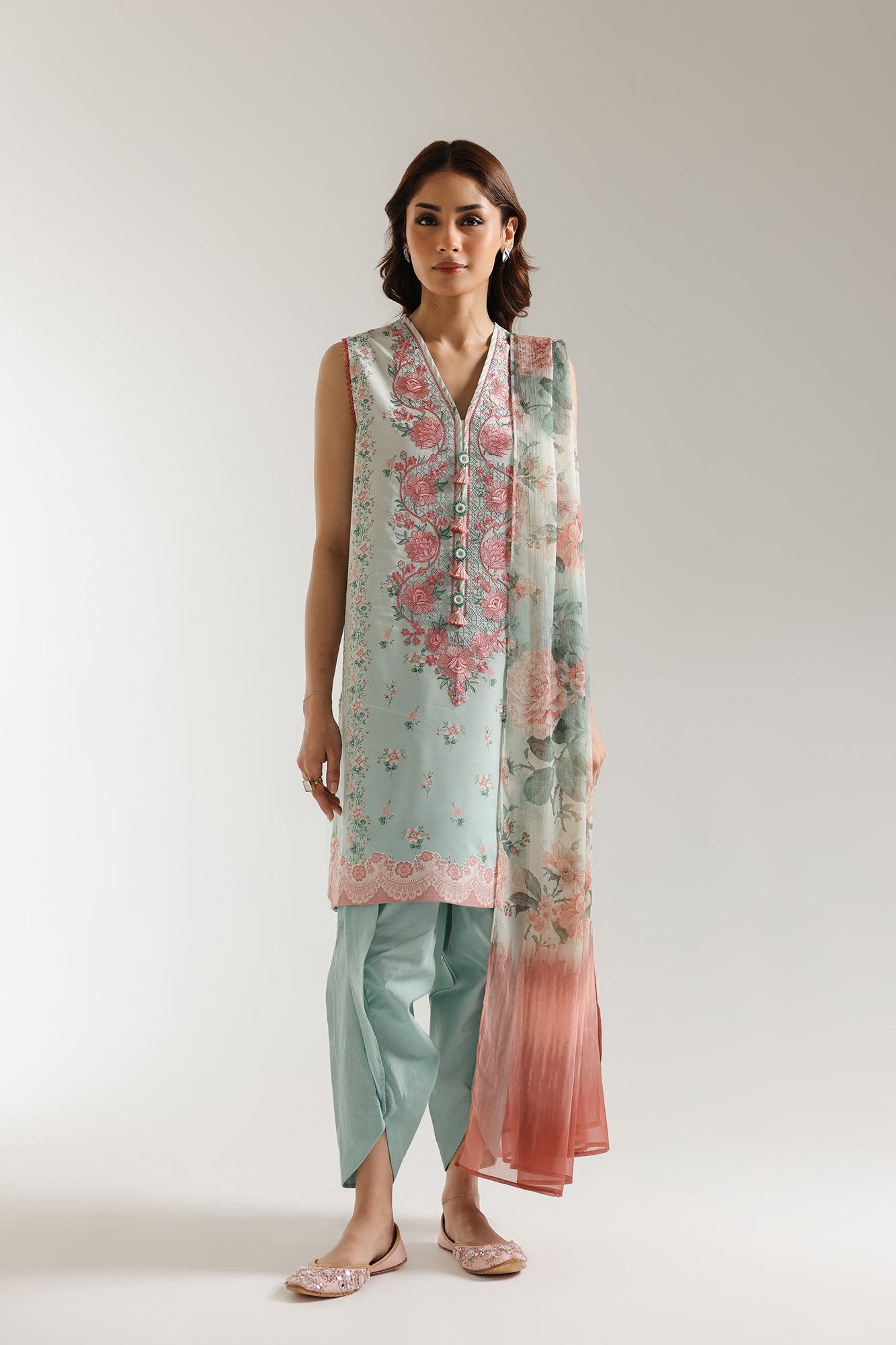 EMBROIDERED SUIT (E0617/203/718)