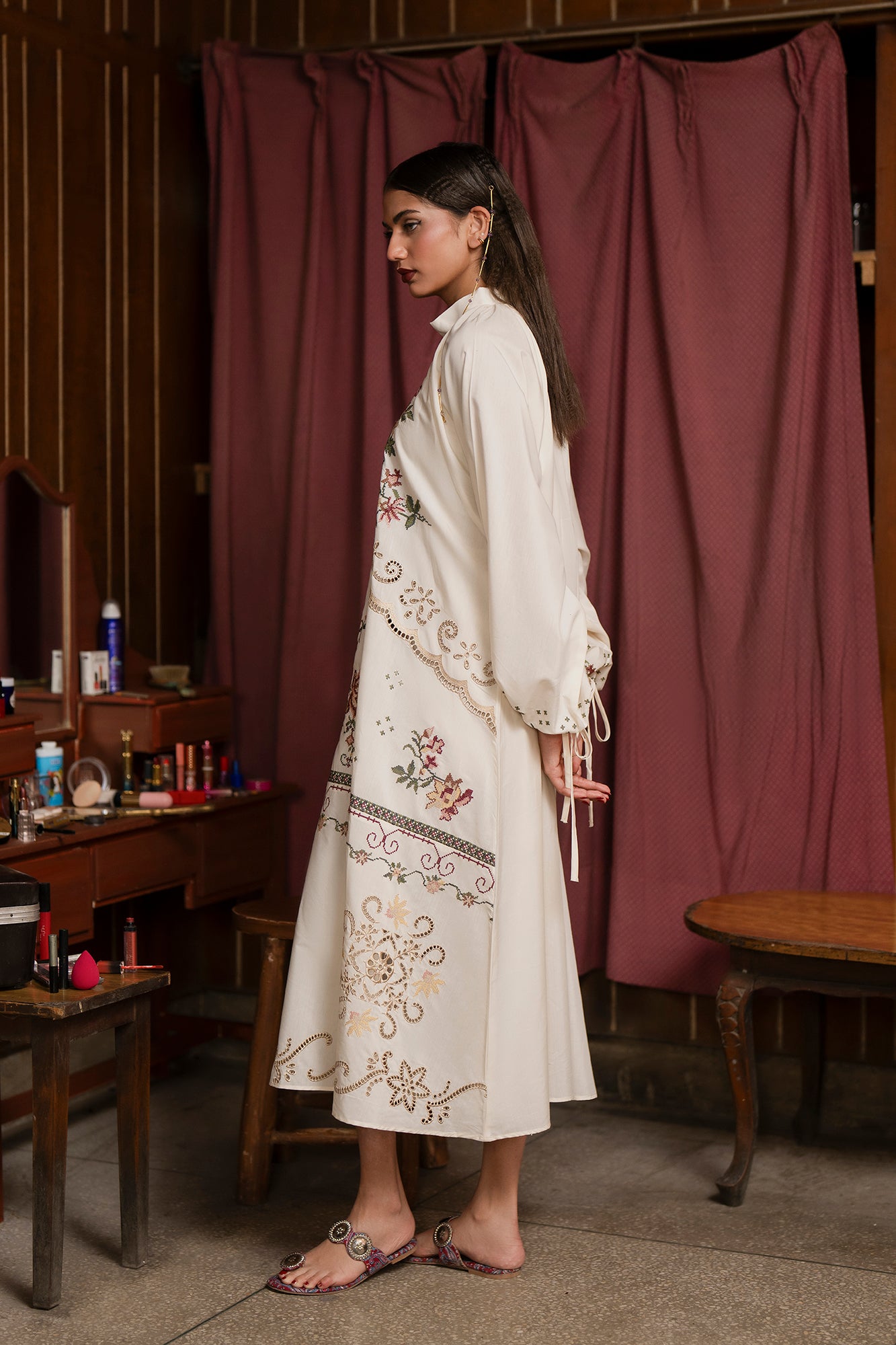 DRESS (E0643/119/002)