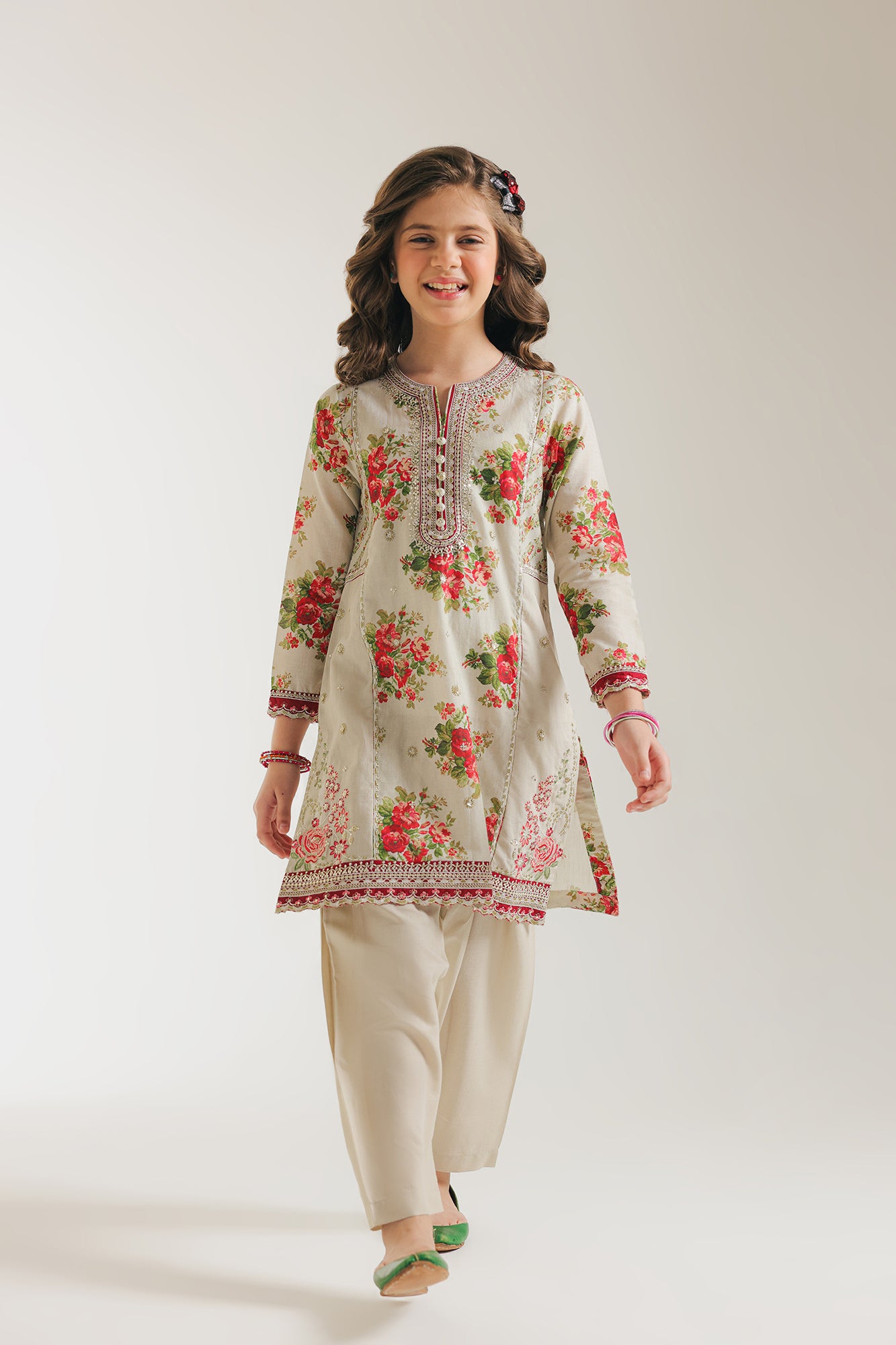EMBROIDERED SUIT (E0665/404/006 E0665/304/006)