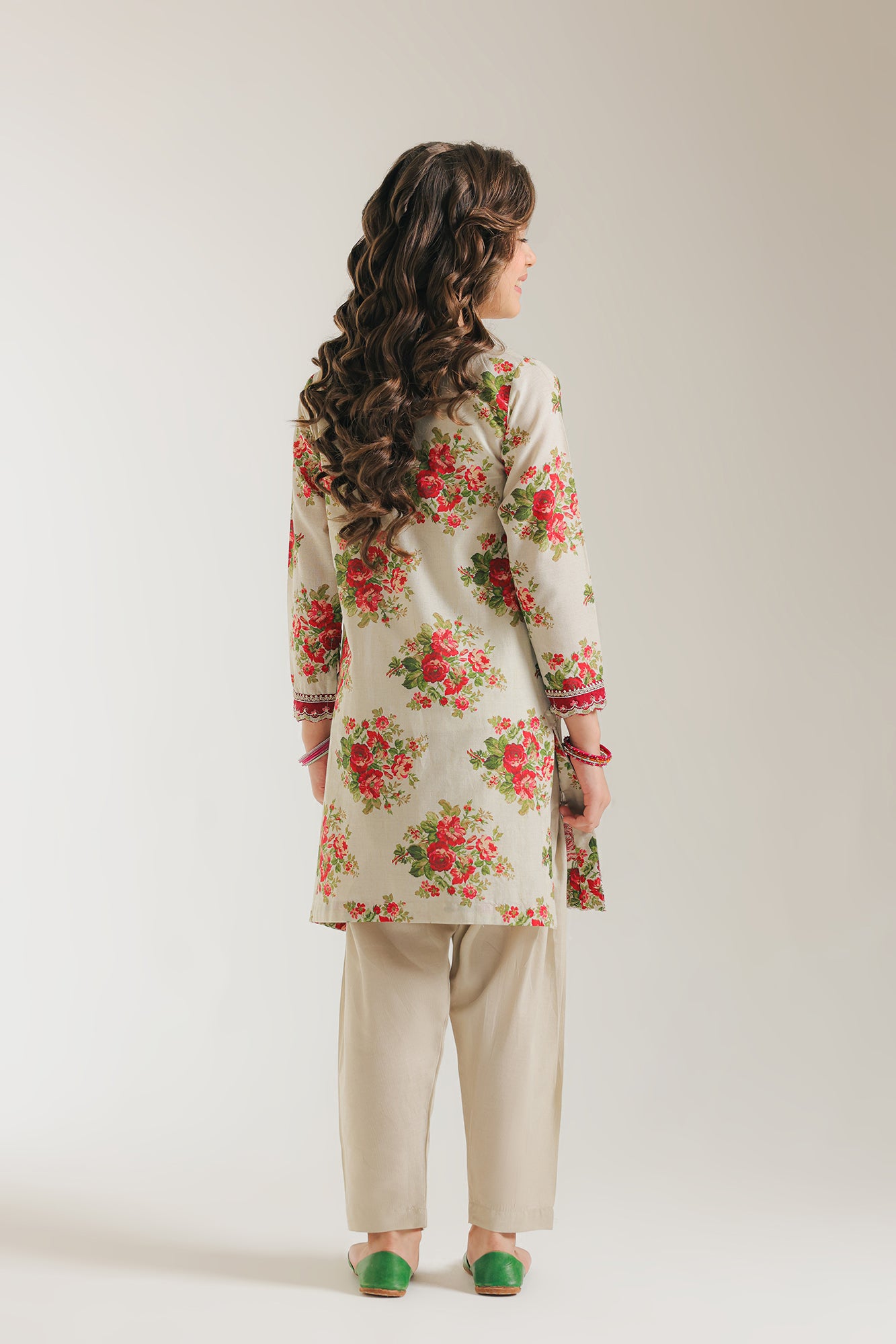 EMBROIDERED SUIT (E0665/404/006 E0665/304/006)