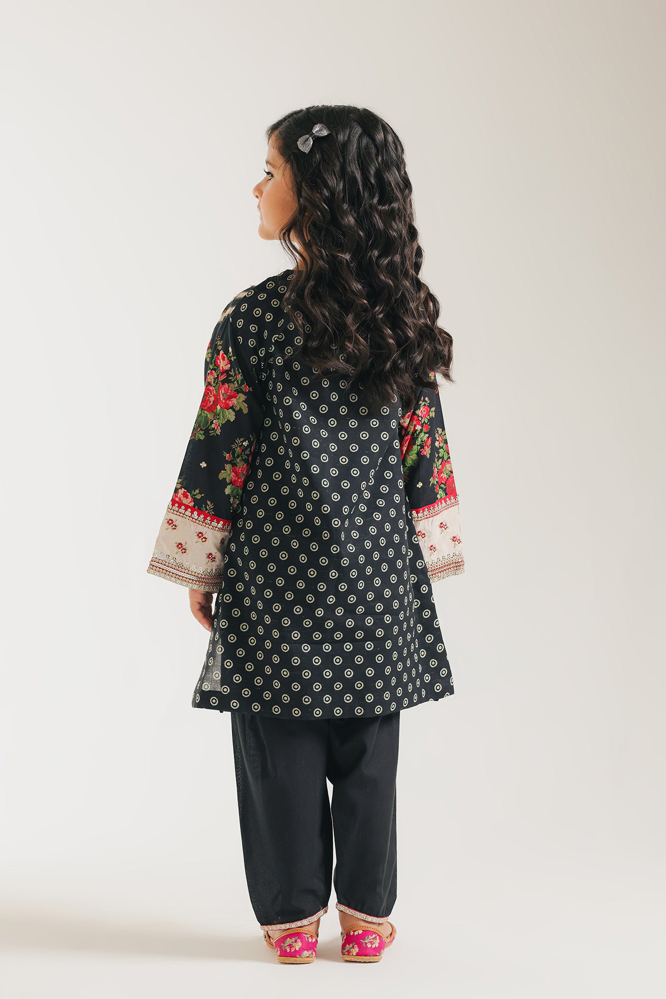 EMBROIDERED SUIT (E0666/404/902 E0666/304/902)