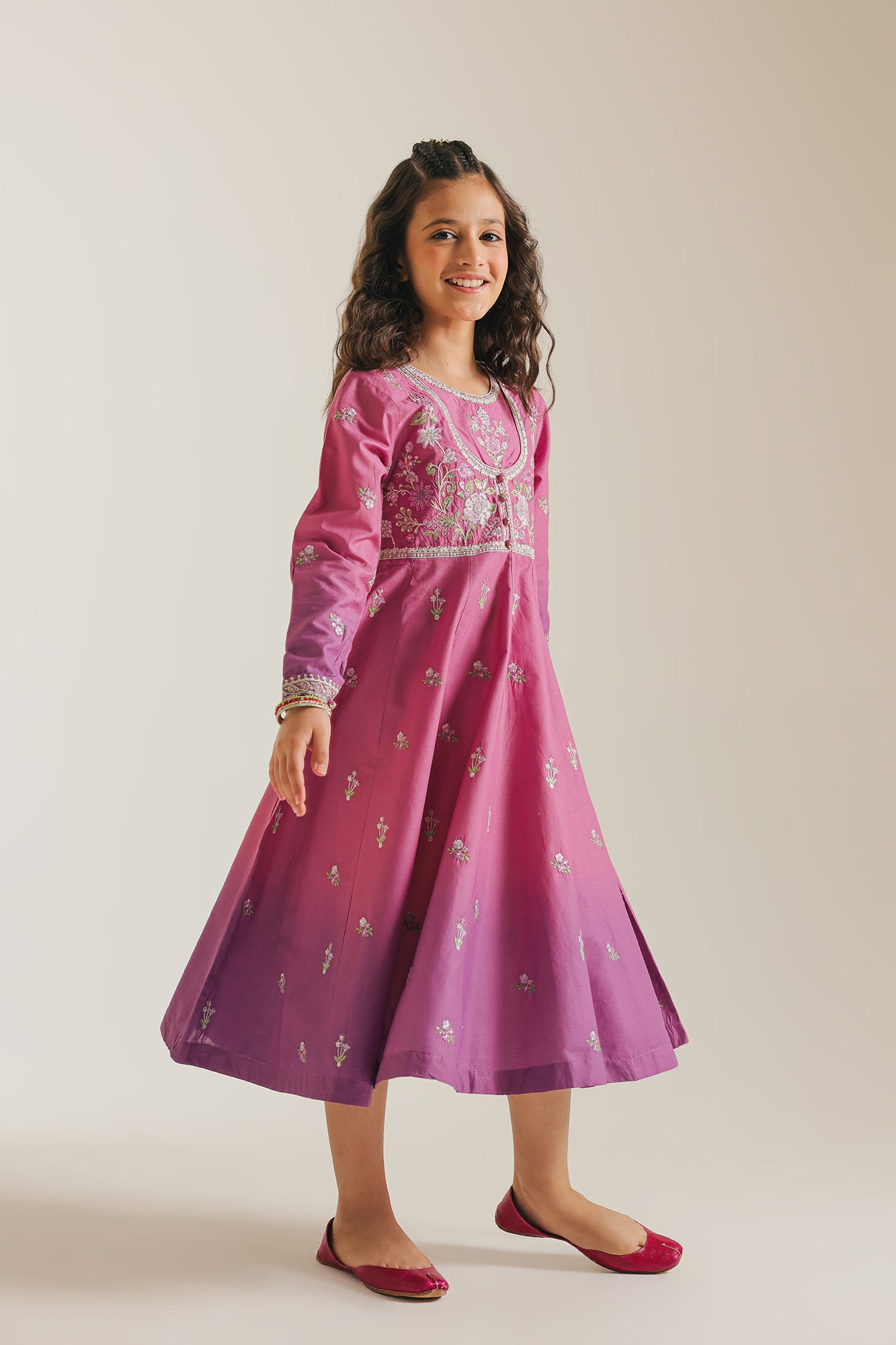 EMBROIDERED PISHWAS (E0681/404/527 E0681/304/527)