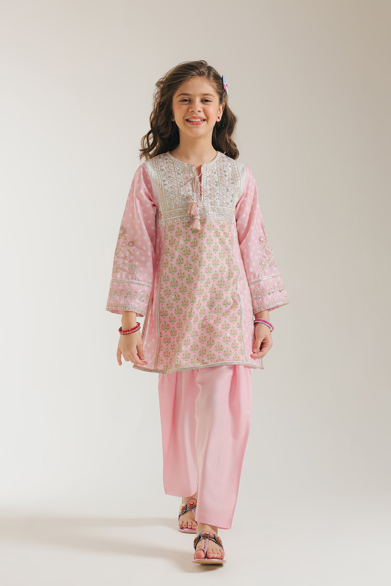 EMBROIDERED SUIT (E0684/404/316 E0684/304/316)