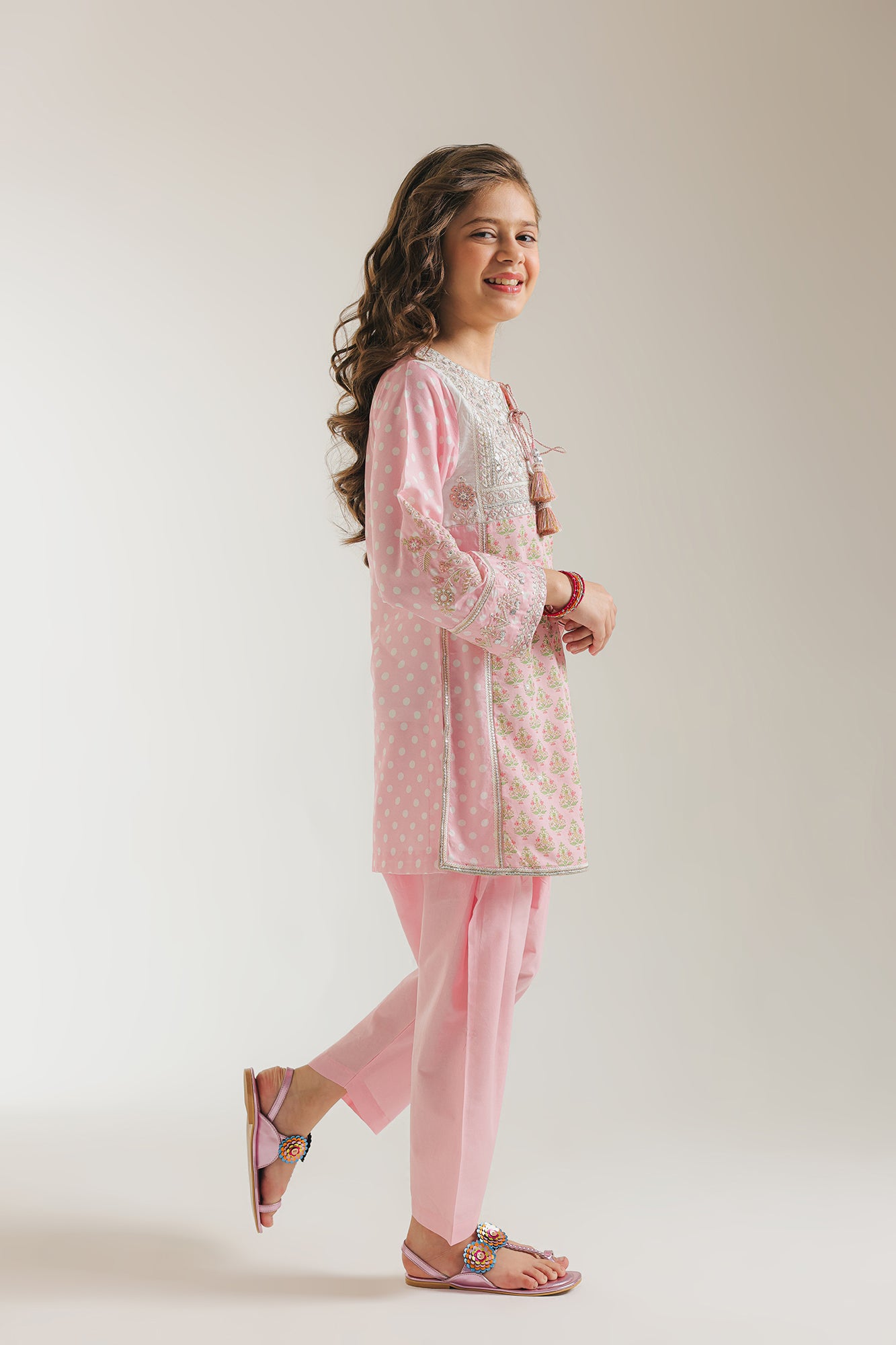 EMBROIDERED SUIT (E0684/404/316 E0684/304/316)