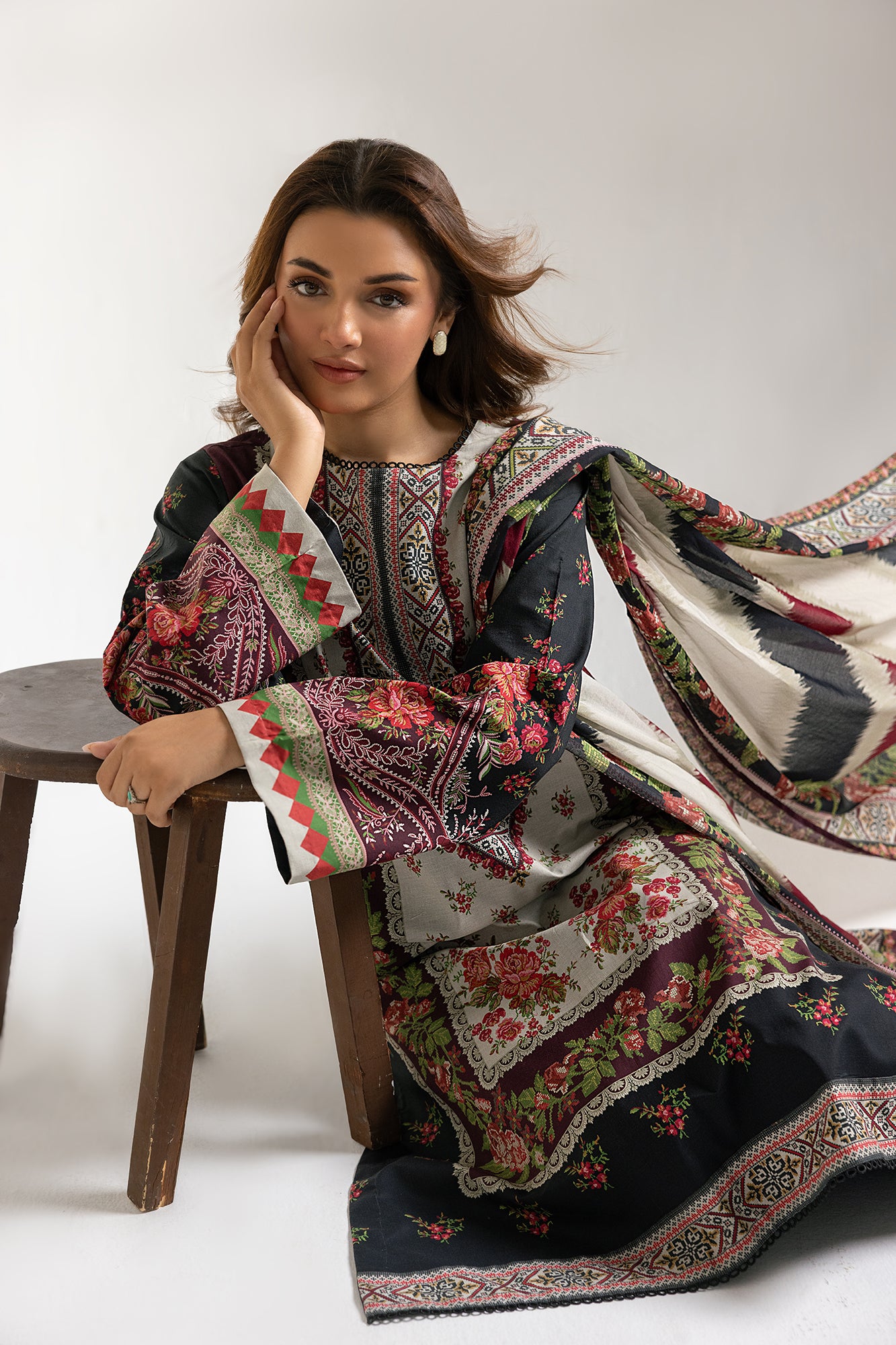 PRINTED SUIT (E0685/202/902)