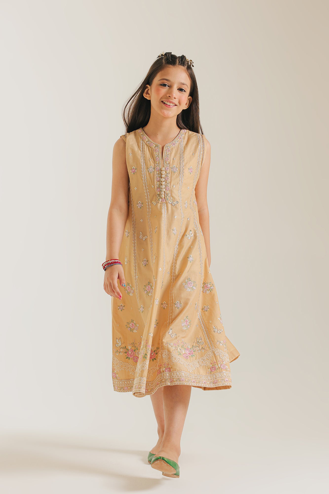 EMBROIDERED DRESS (E0689/404/225 E0689/304/225)