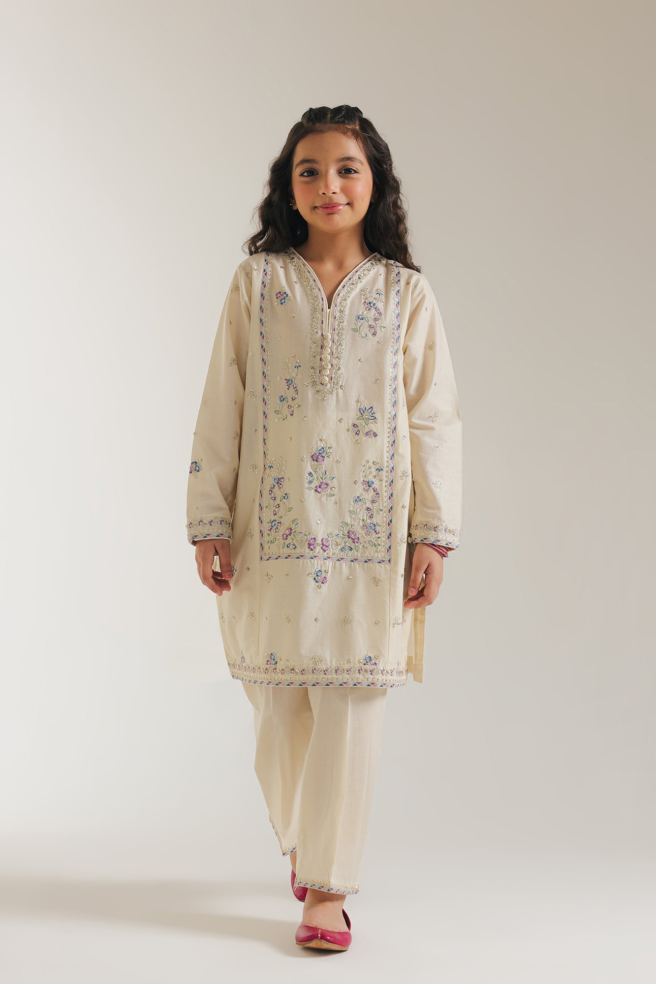 EMBROIDERED SUIT (E0704/404/002 E0704/304/002)