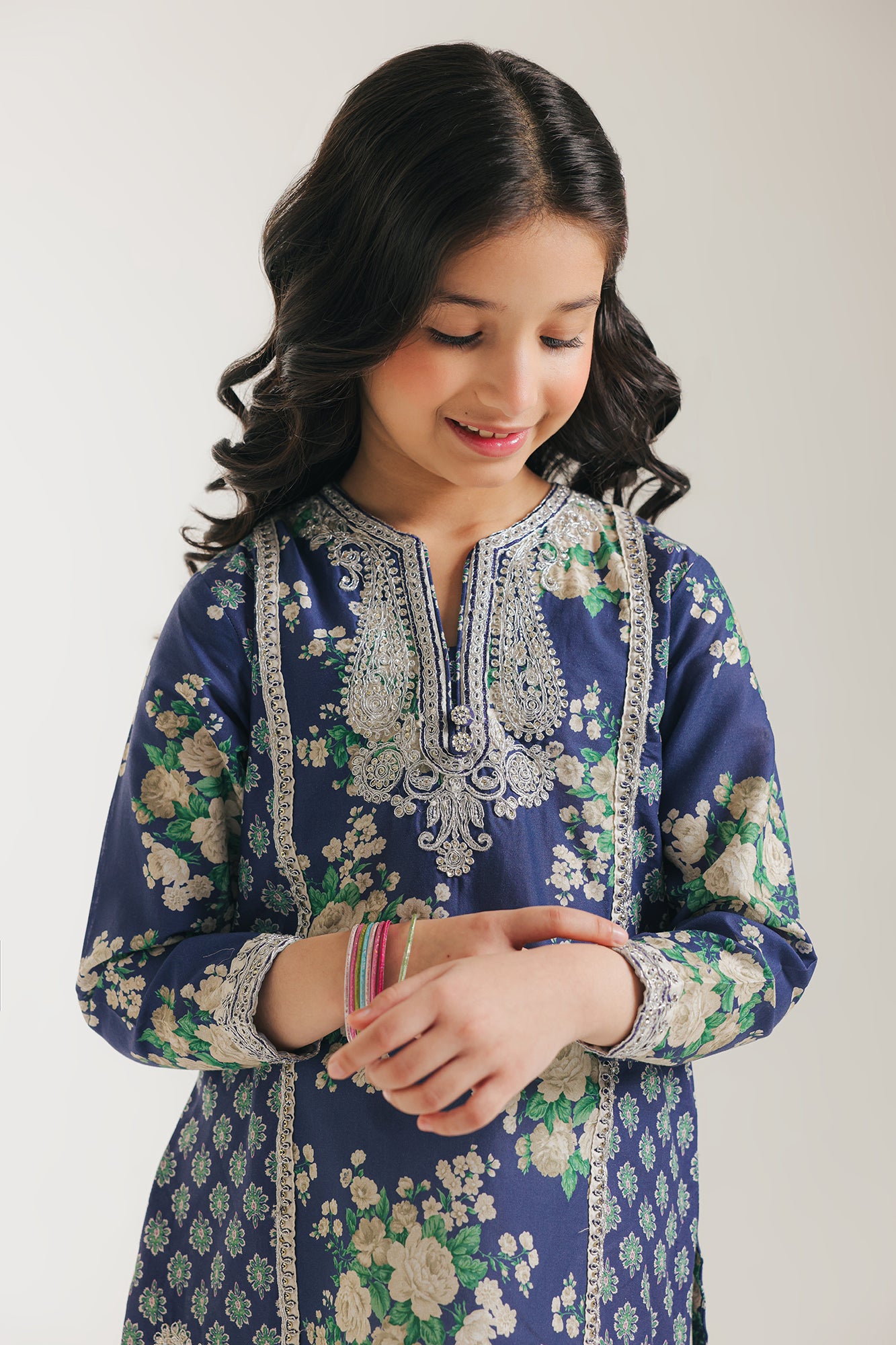 EMBROIDERED SUIT (E0708/404/603 E0708/304/603)