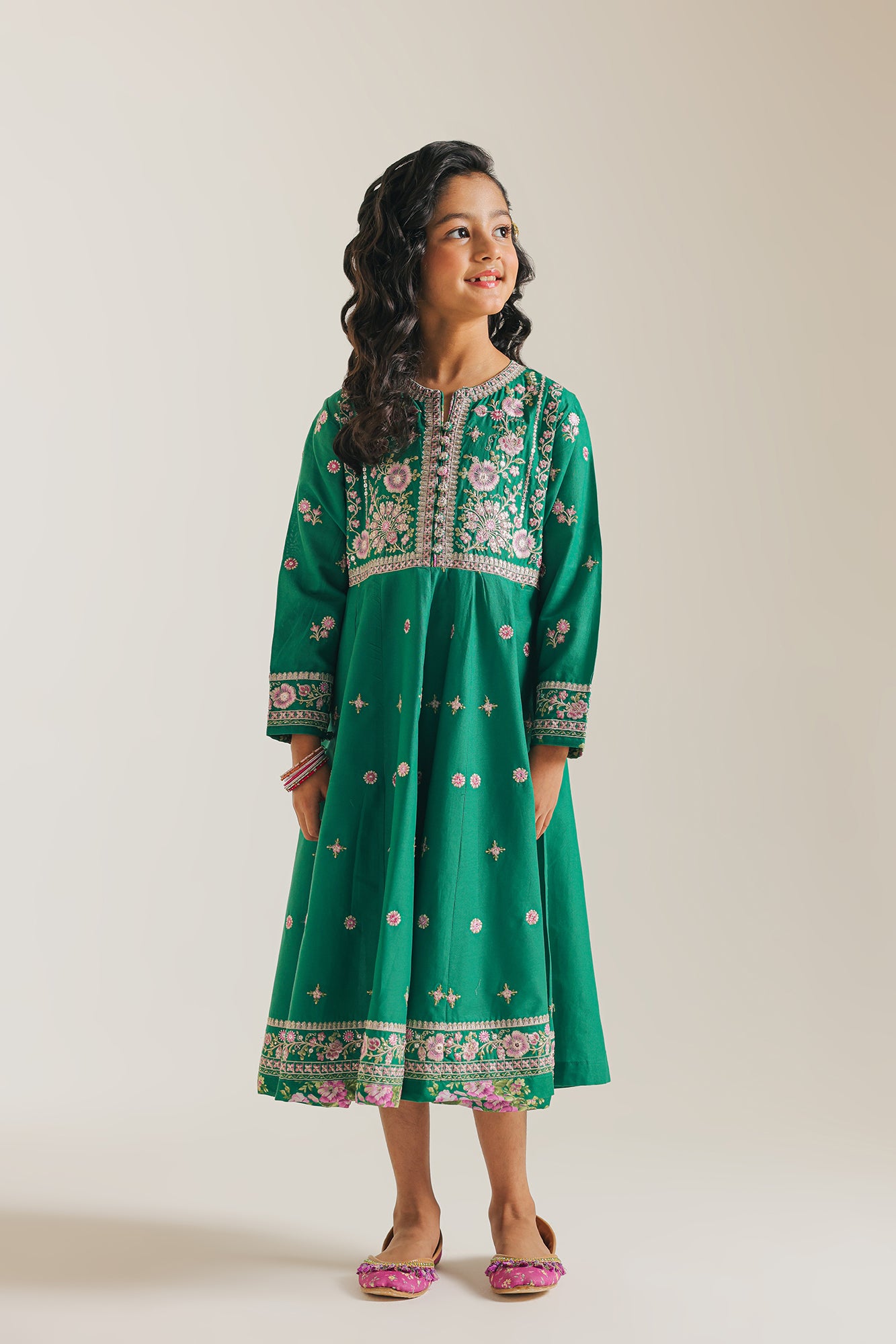 EMBROIDERED PISHWAS (E0719/404/707 E0719/304/707)