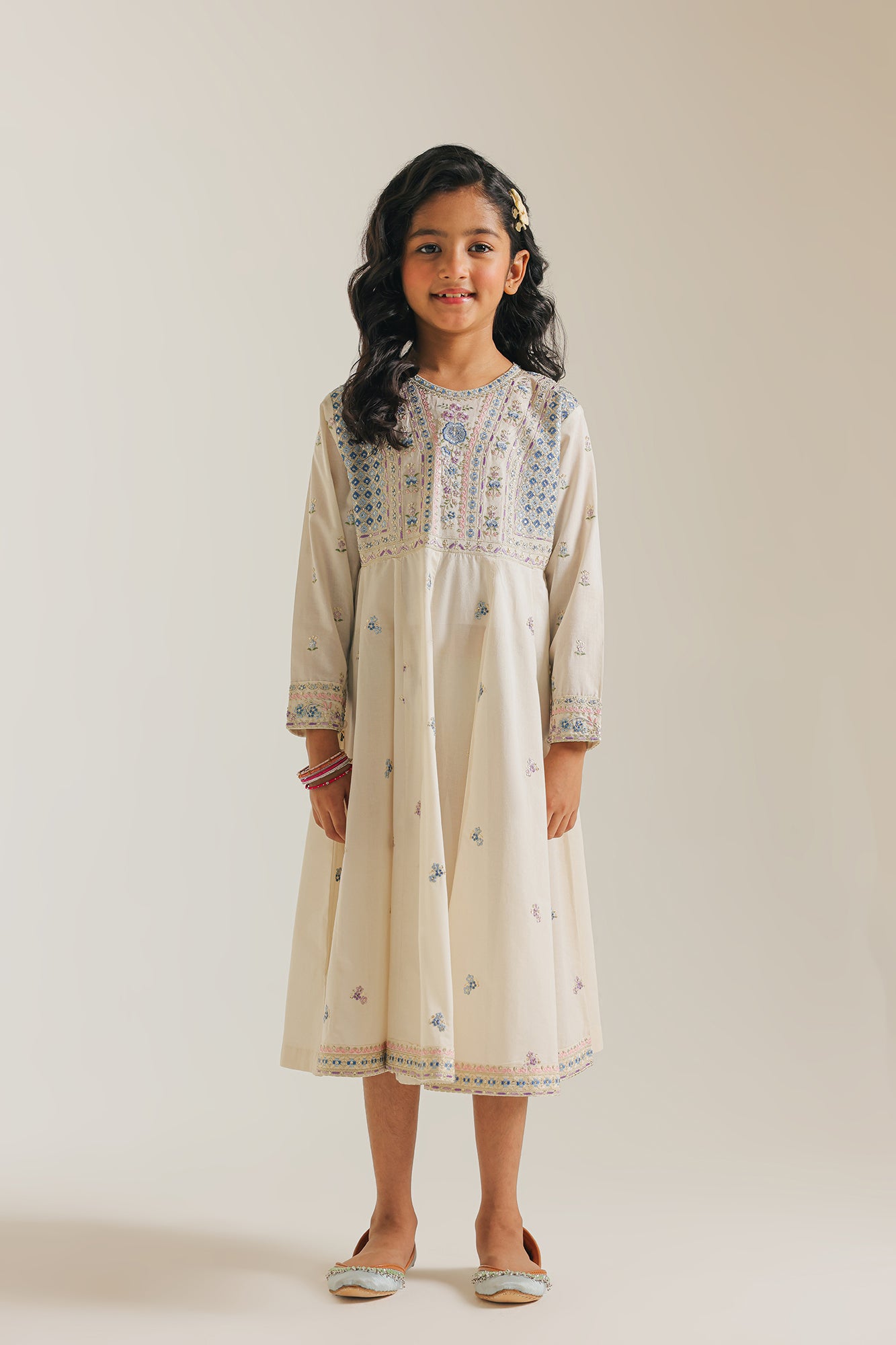 EMBROIDERED DRESS (E0722/404/002 E0722/304/002)