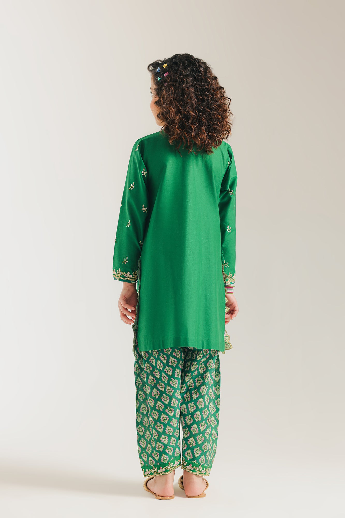 EMBROIDERED SUIT (E0724/404/707 E0724/304/707)