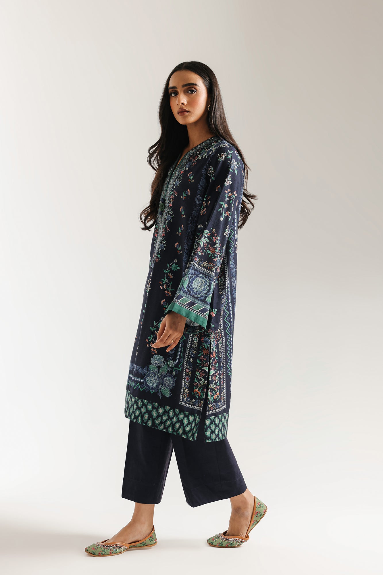 PRINTED SUIT (E0753/202/618)