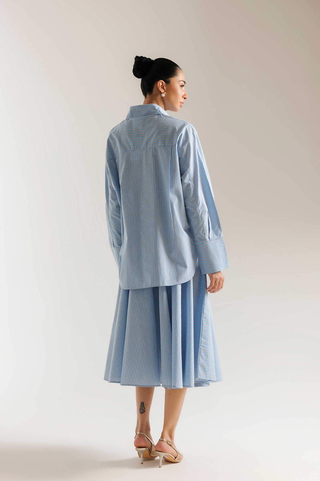 SUIT (E0771/116/630)