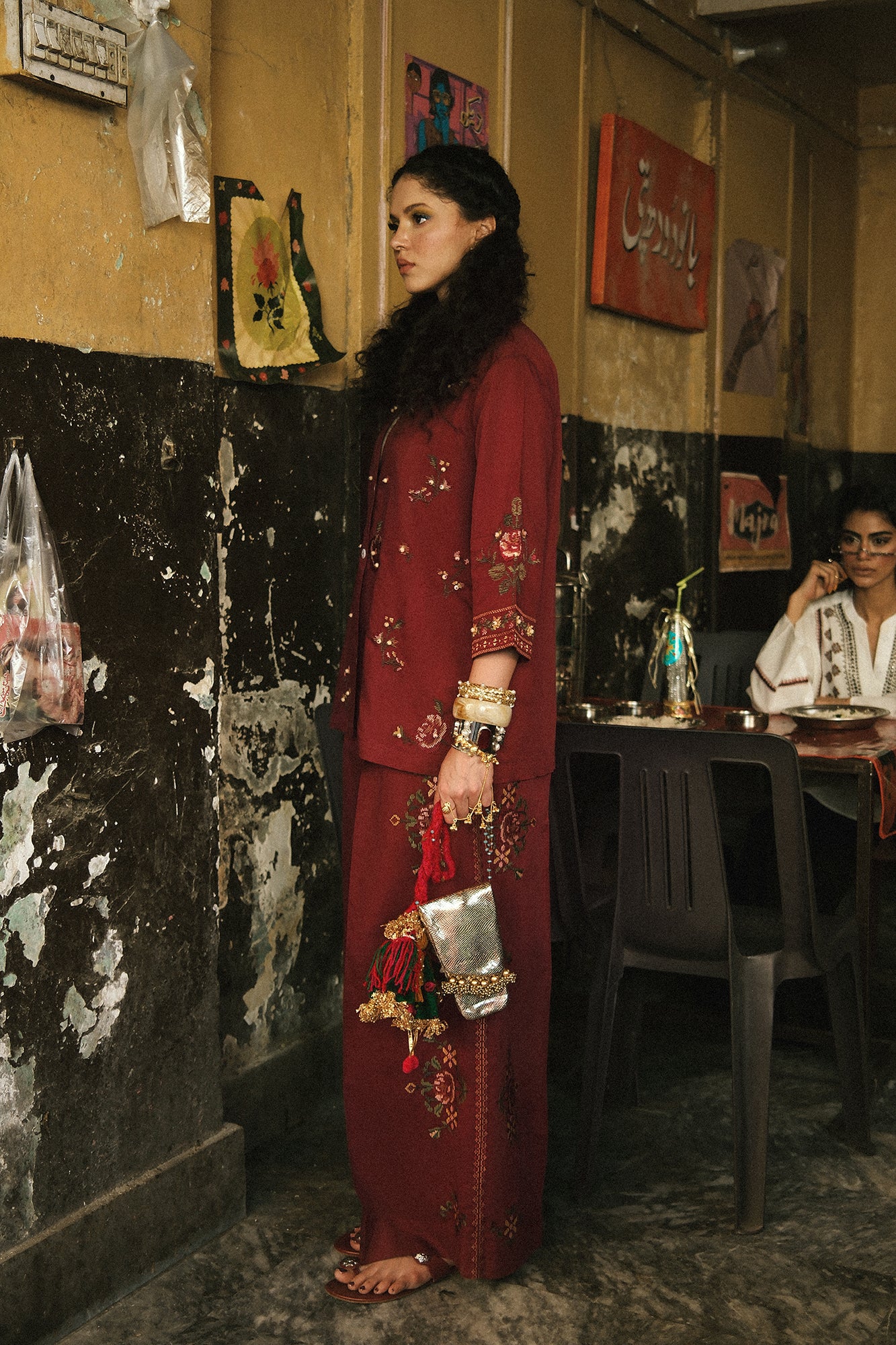 EMBROIDERED SUIT (E0771/119/305)