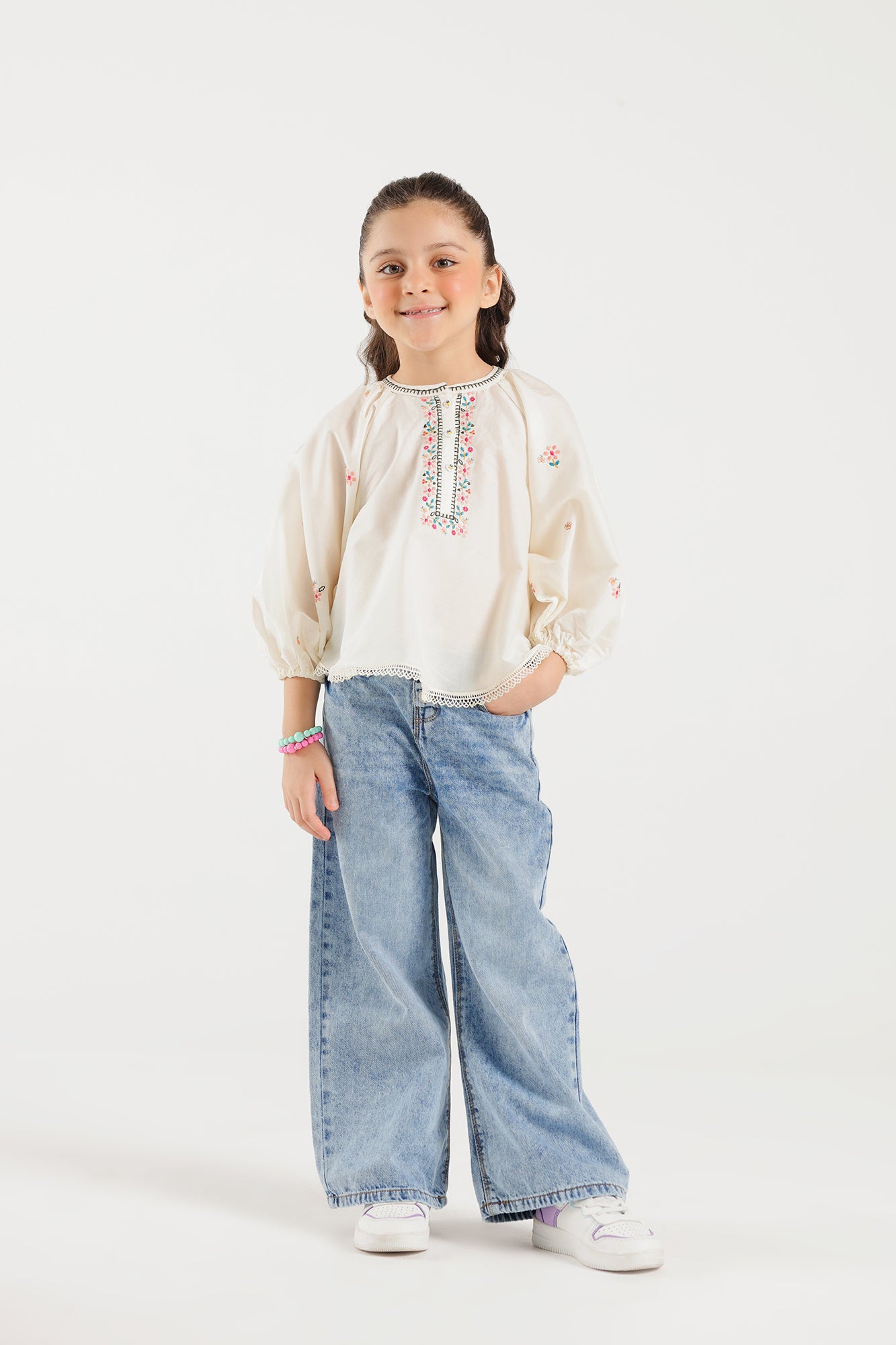 EMBROIDERED TOP (E0774/401/002)