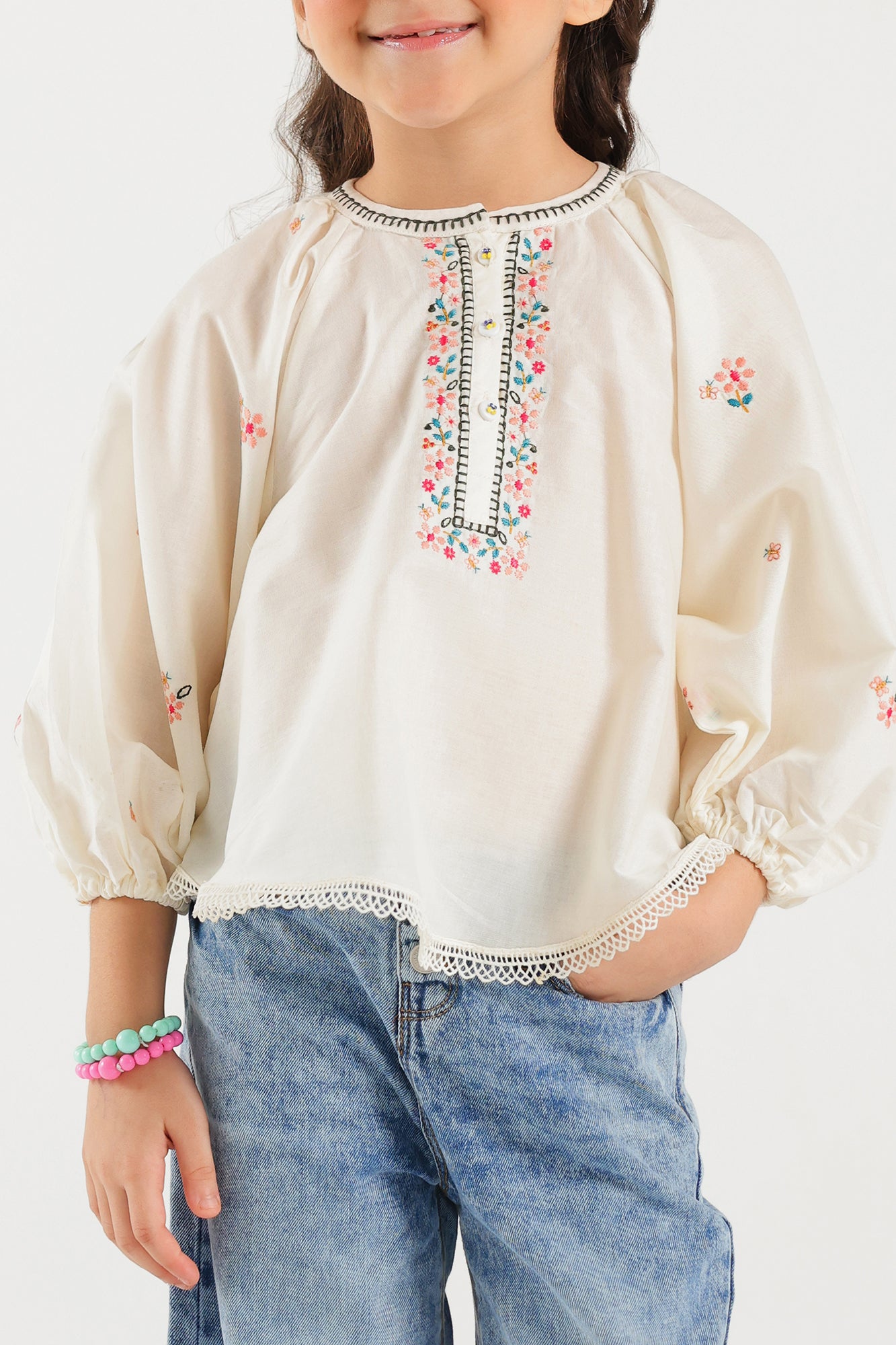 EMBROIDERED TOP (E0774/401/002)