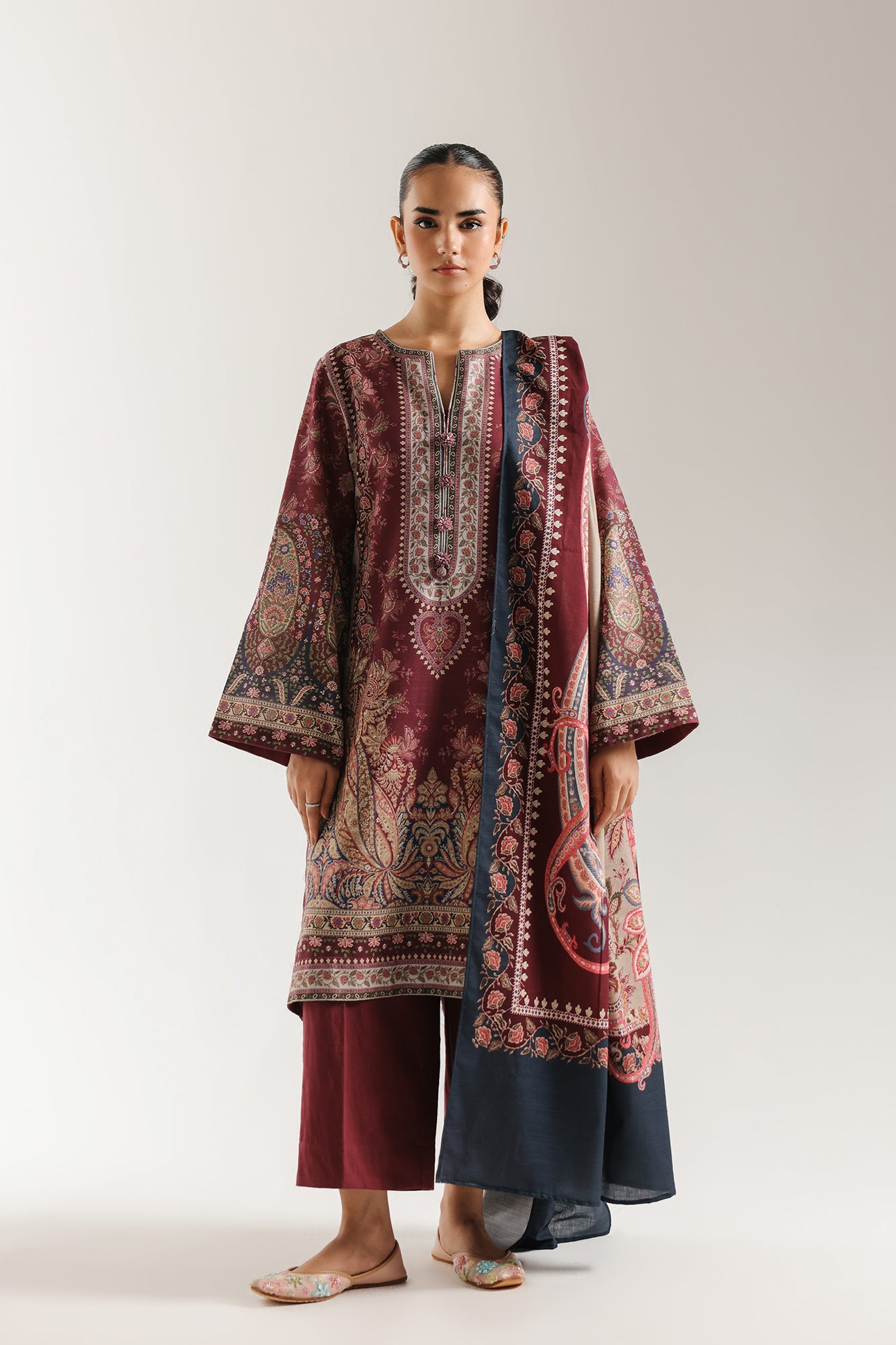 PRINTED SUIT (E0777/202/519)