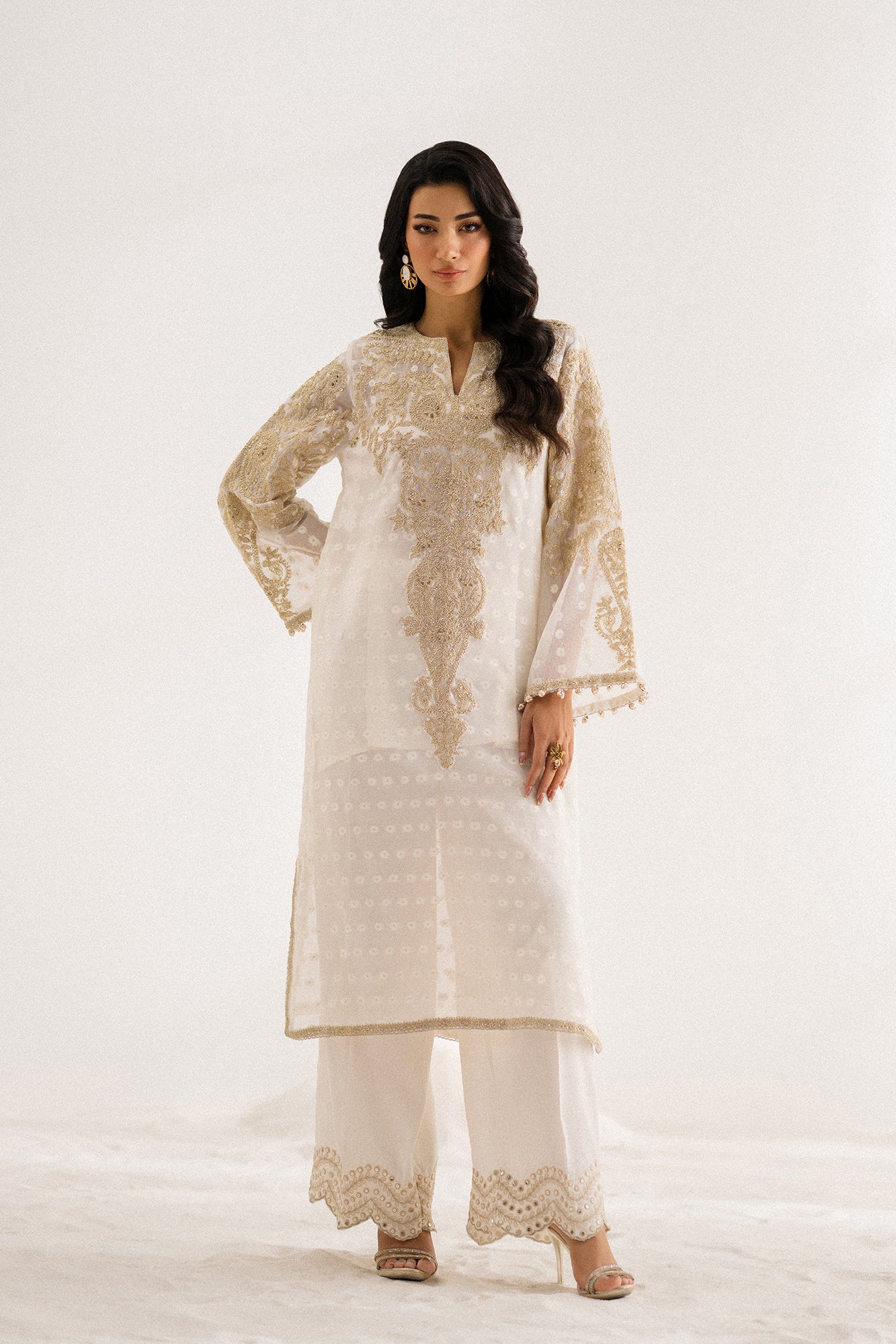 EMBROIDERED SUIT (E0788/104/001)