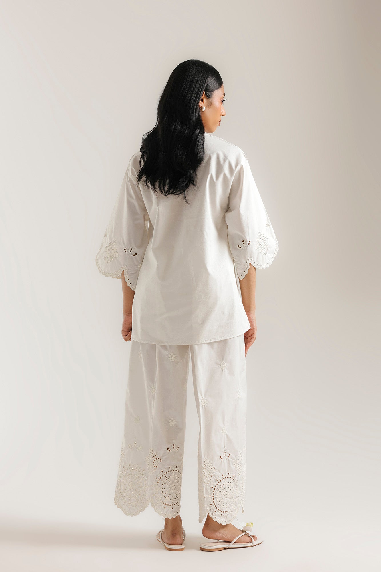 EMBROIDERED SUIT (E0788/106/001)