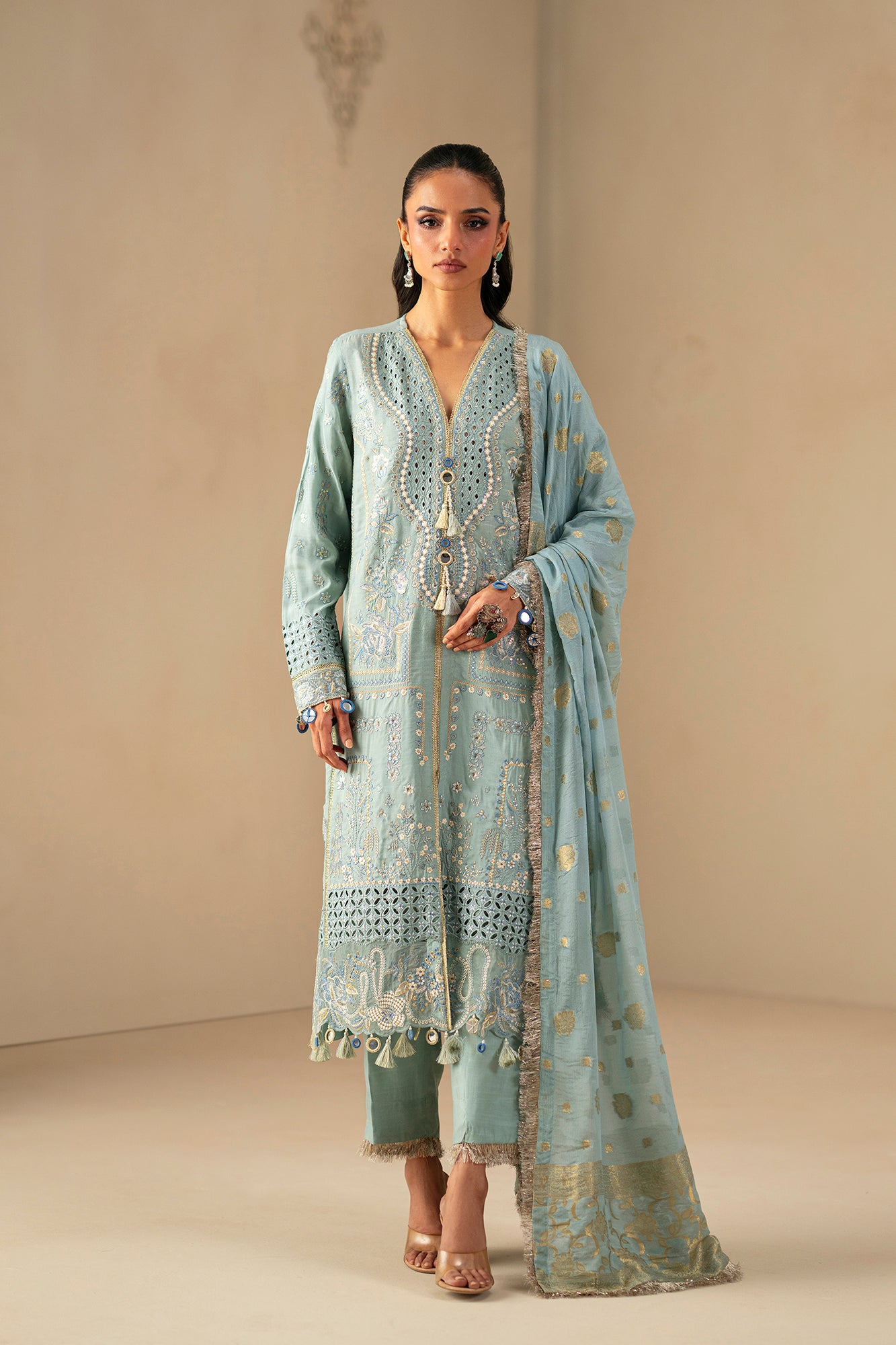 EMBROIDERED SUIT (E0791/203/719)