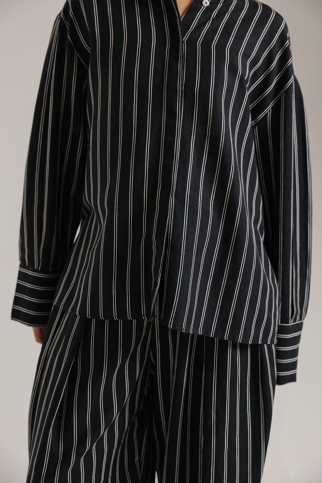 STRIPED SUIT (E0801/116/902)