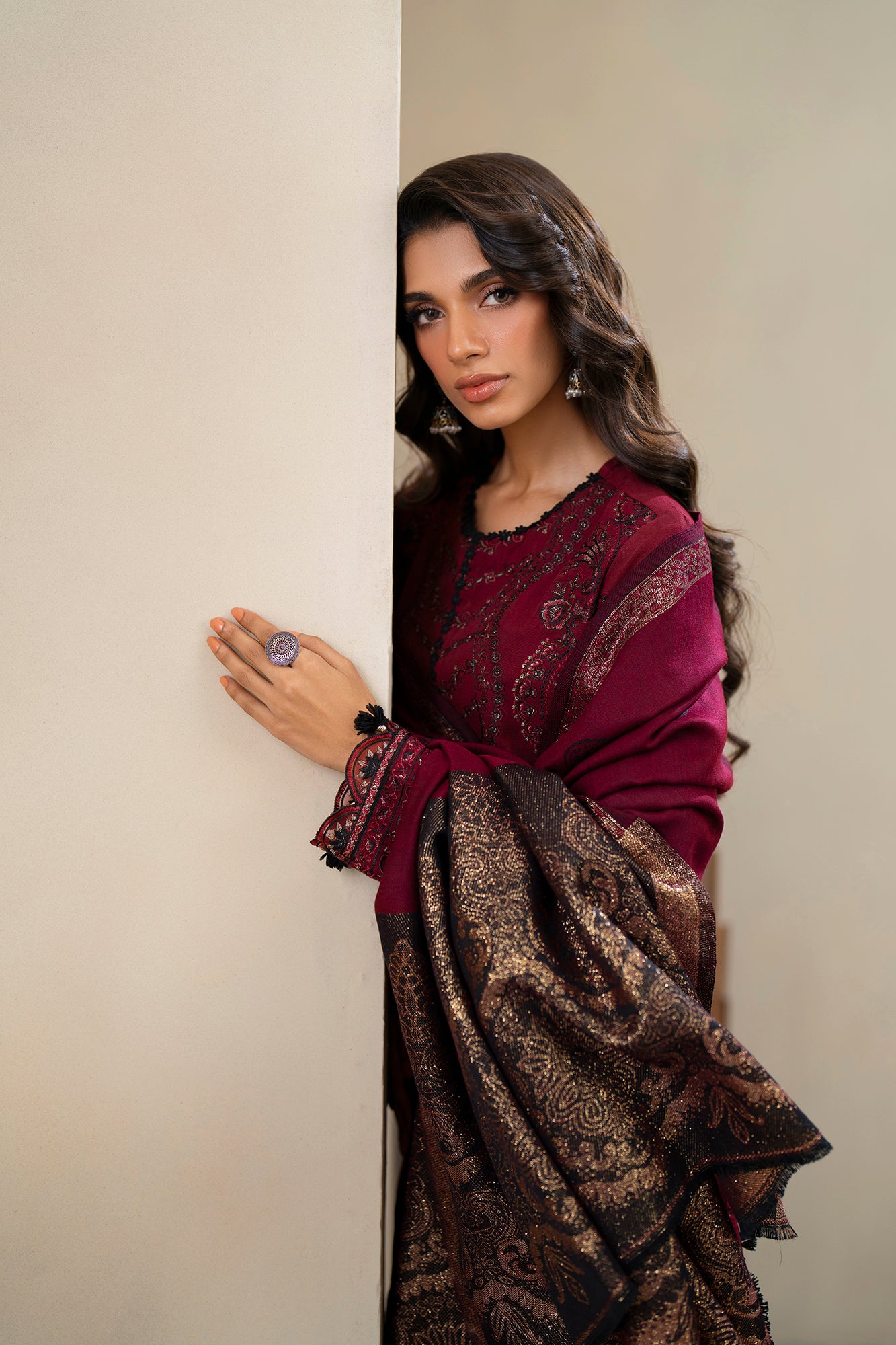 EMBROIDERED SUIT (E0804/203/302)