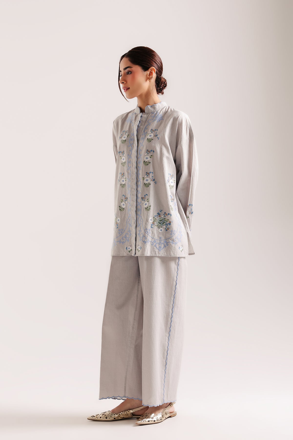 EMBROIDERED SUIT (E0806/106/913)