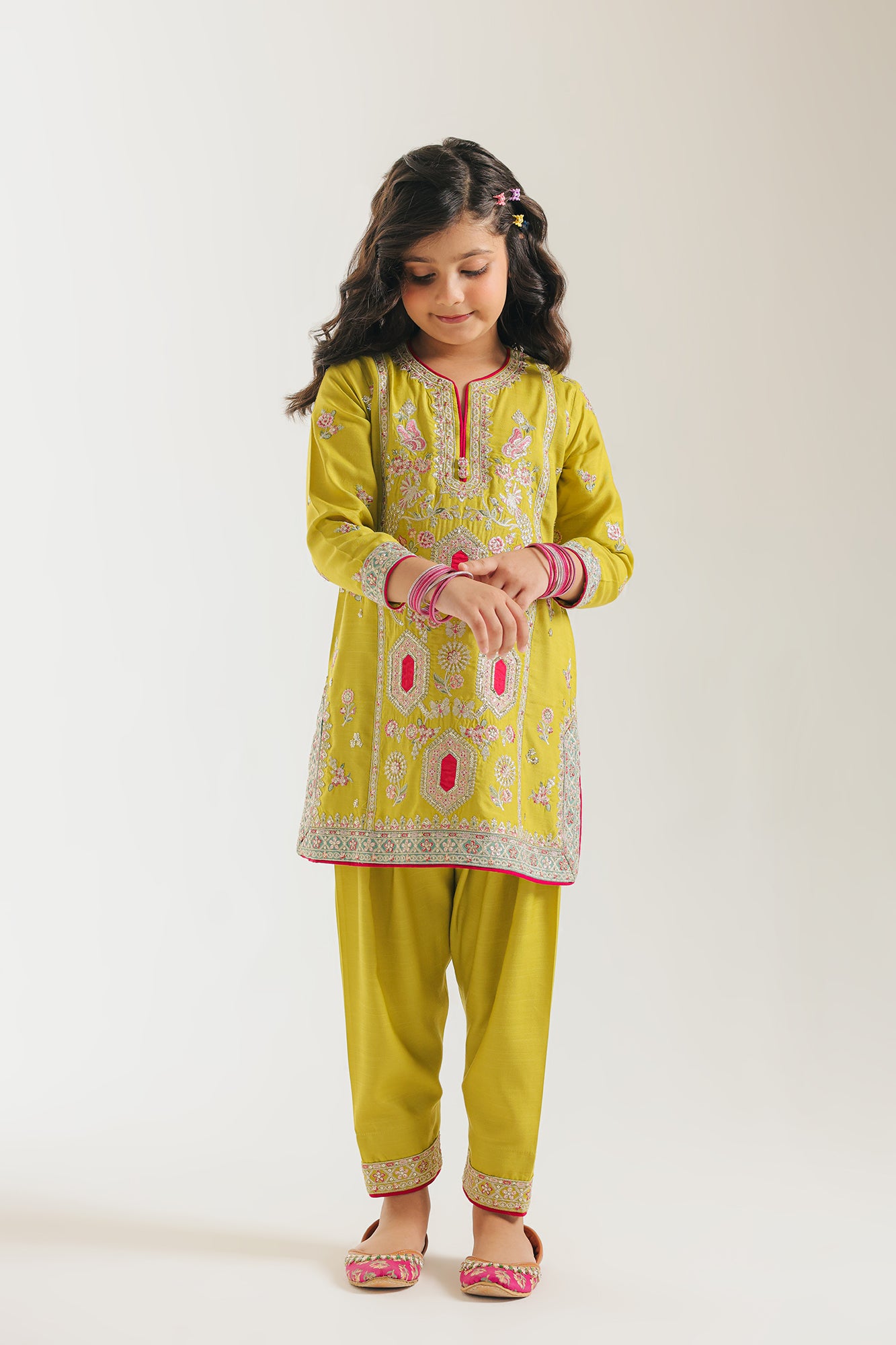 EMBROIDERED SUIT (E0806/404/125 E0806/304/125)