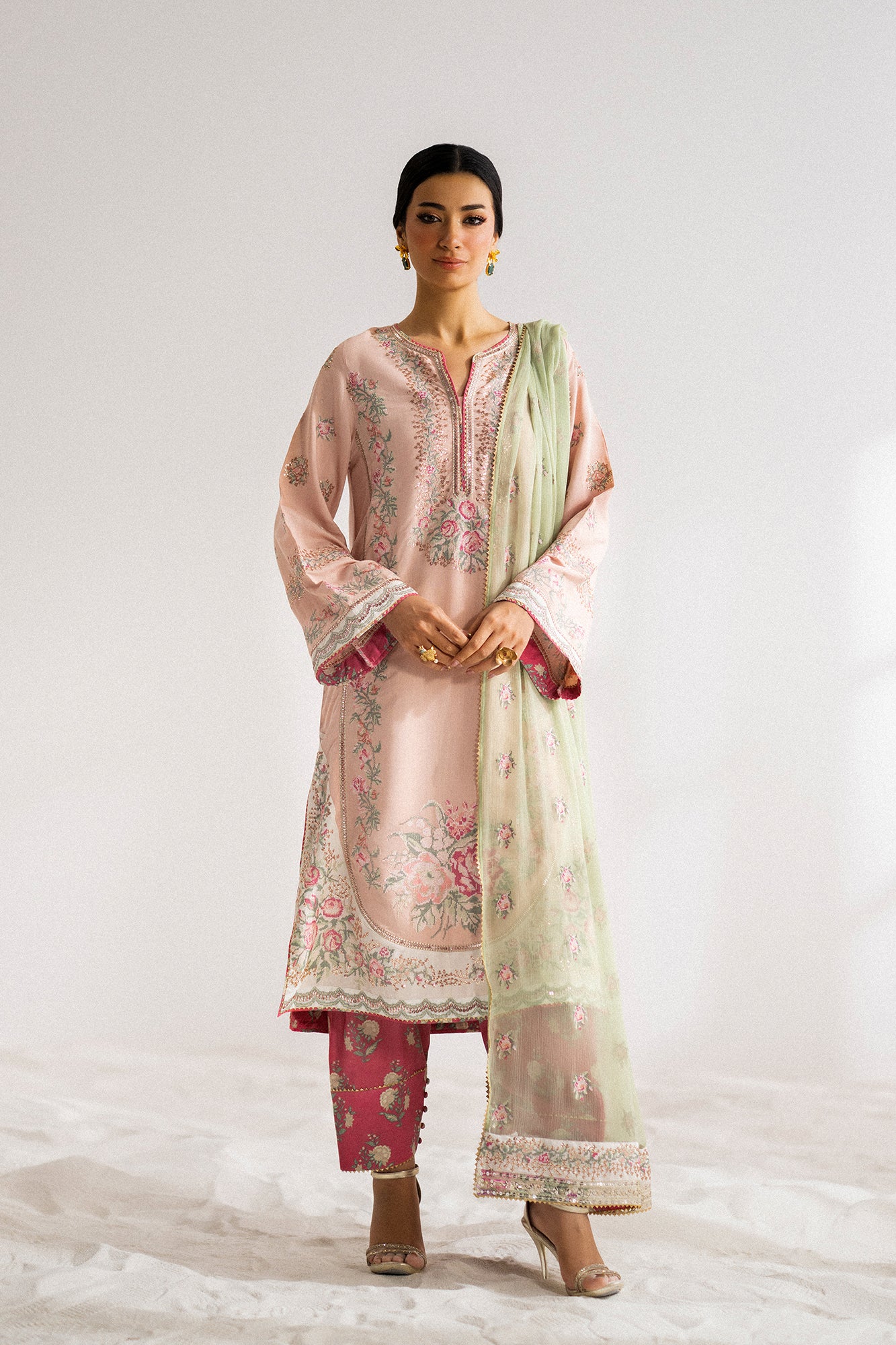 EMBROIDERED SUIT (E0809/104/426)