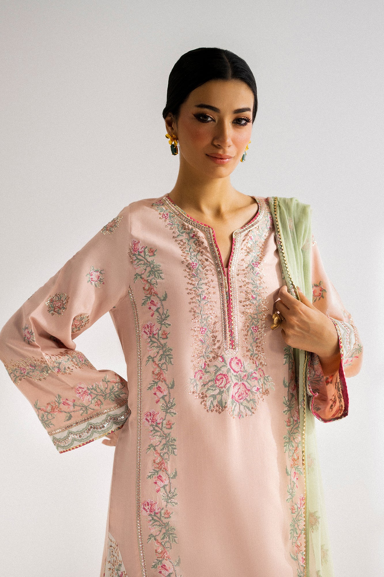 EMBROIDERED SUIT (E0809/104/426)
