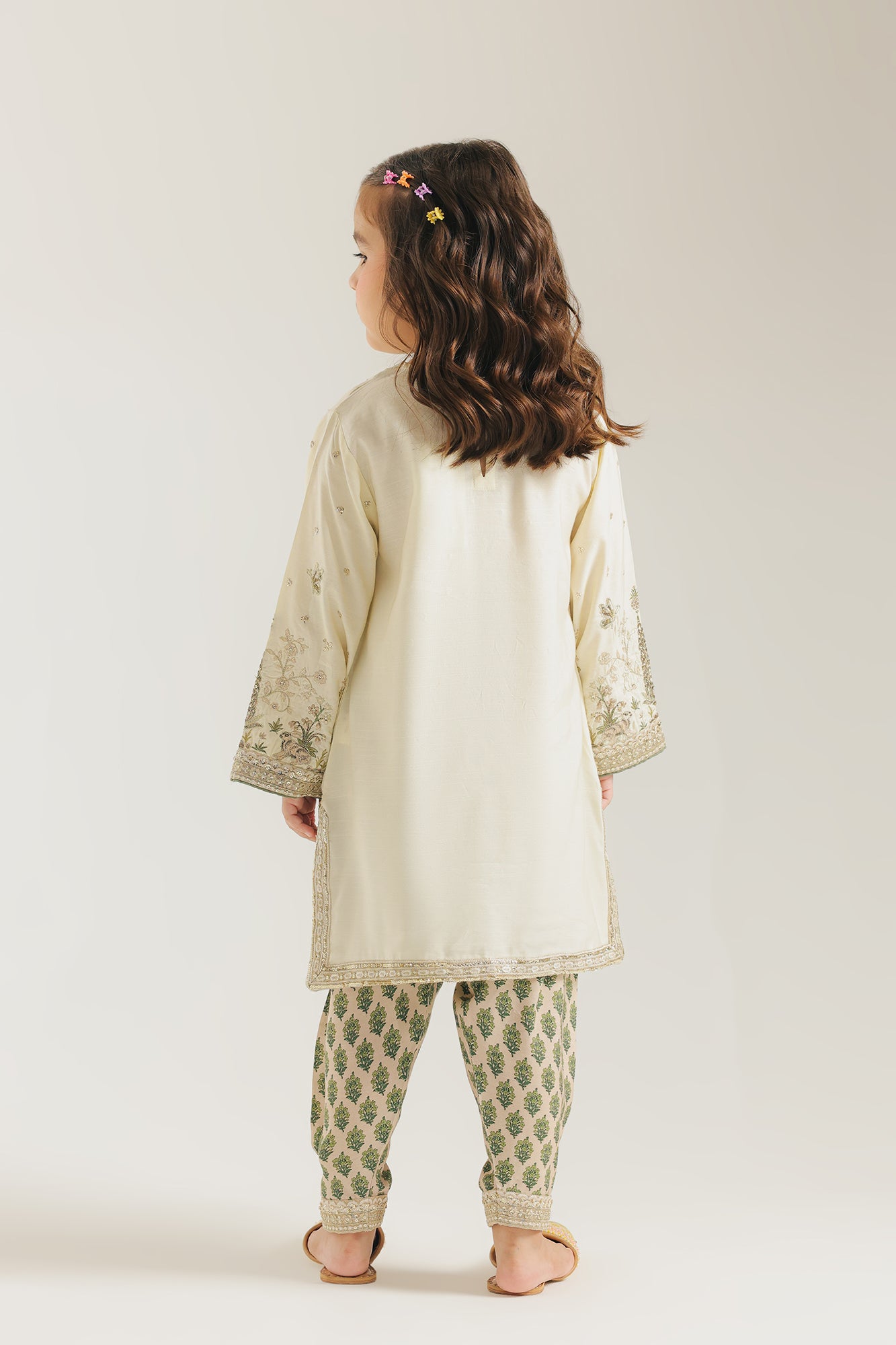 EMBROIDERED SUIT (E0809/404/115 E0809/304/115)