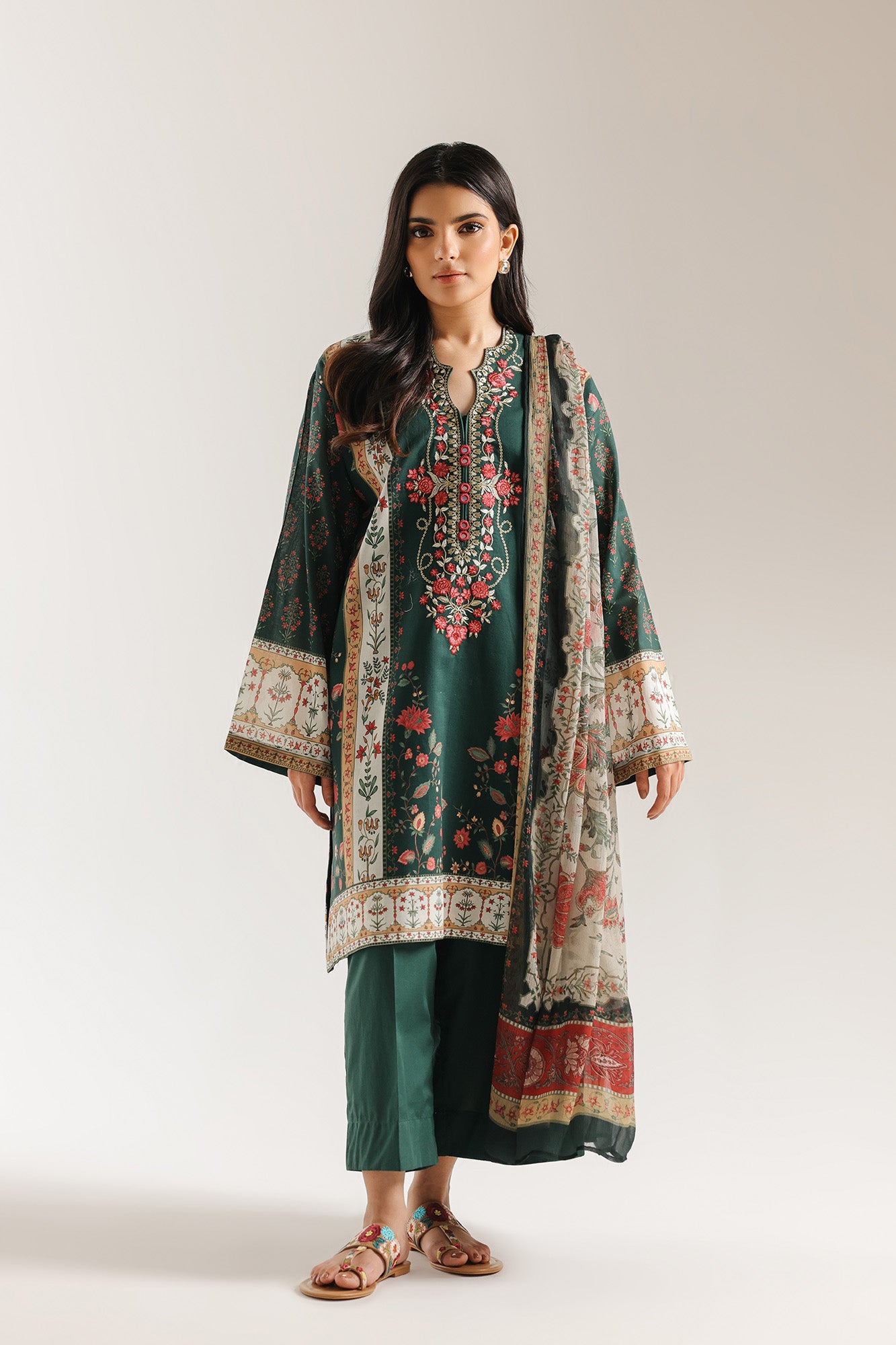EMBROIDERED SUIT (E0824/203/707)