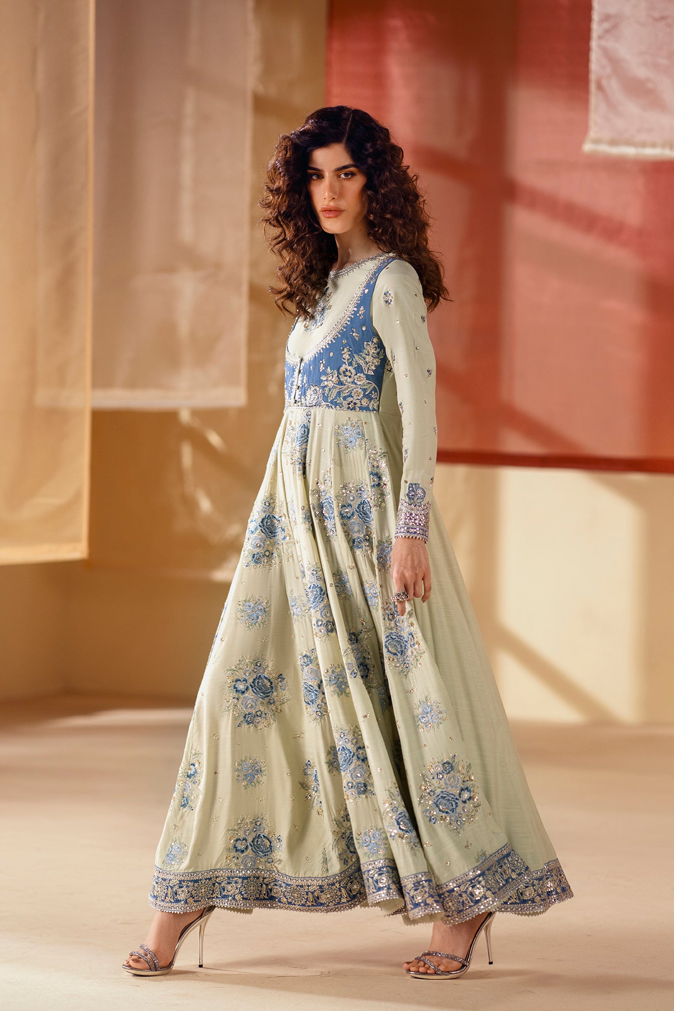 EMBROIDERED PISHWAS (E0827/104/721)