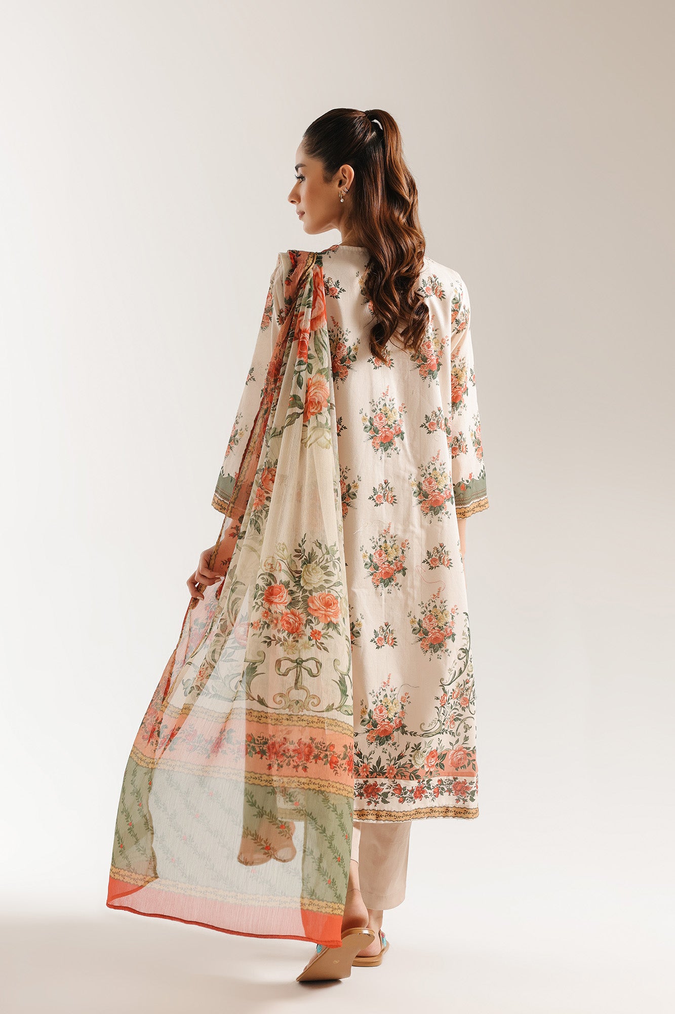 EMBROIDERED SUIT (E0827/203/328)