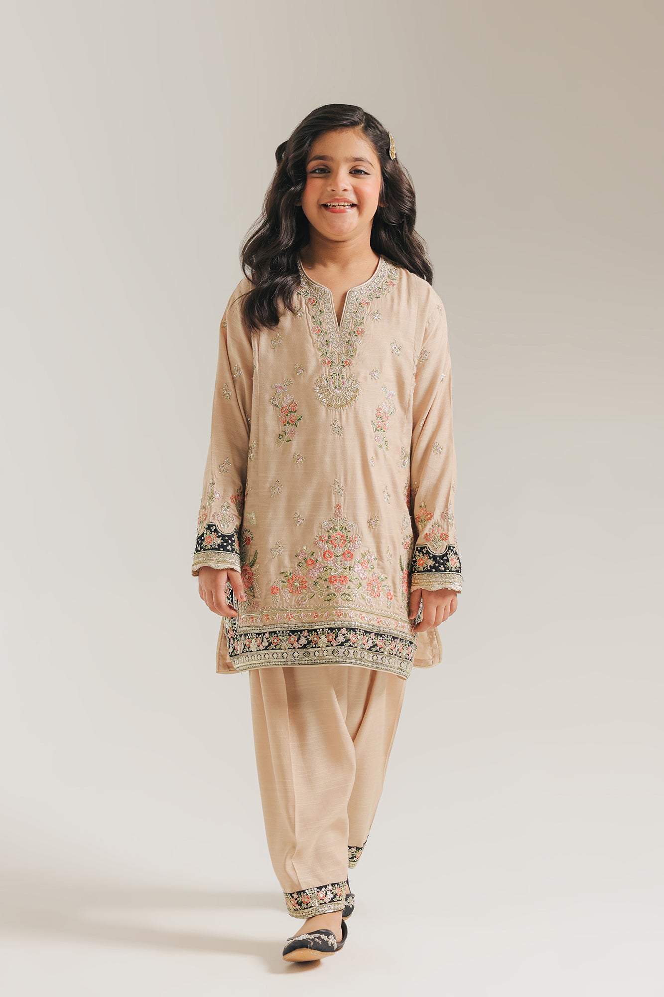 EMBROIDERED SUIT (E0827/404/226 E0827/304/226)