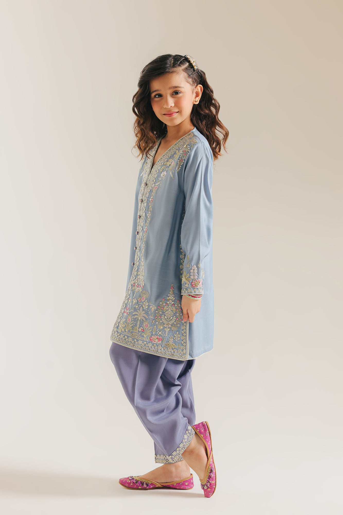 EMBROIDERED SUIT (E0834/404/632 E0834/304/632)