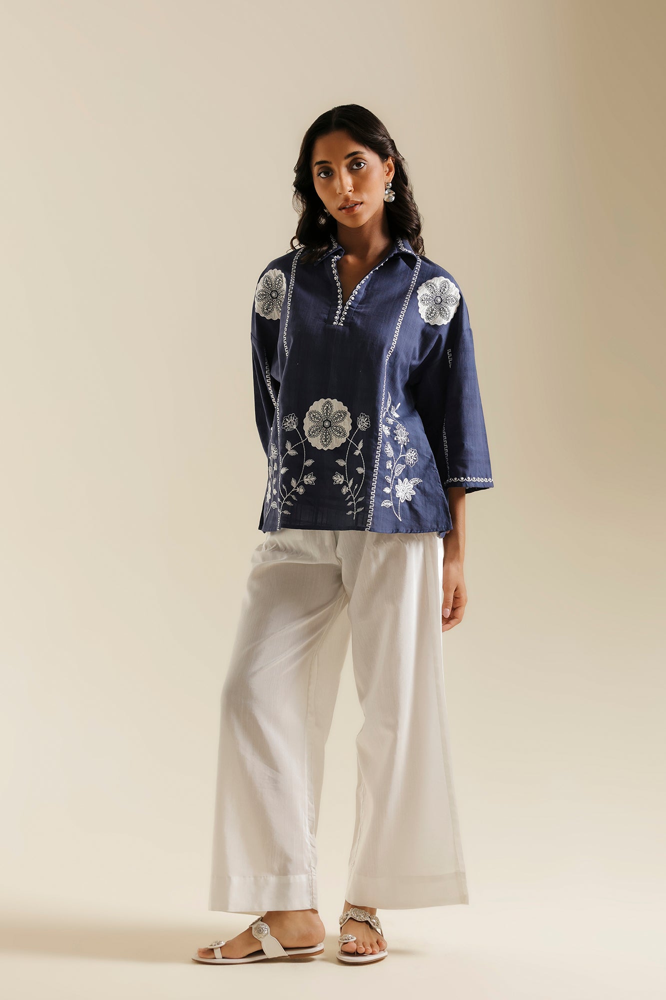 EMBROIDERED TOP (E0835/119/619)