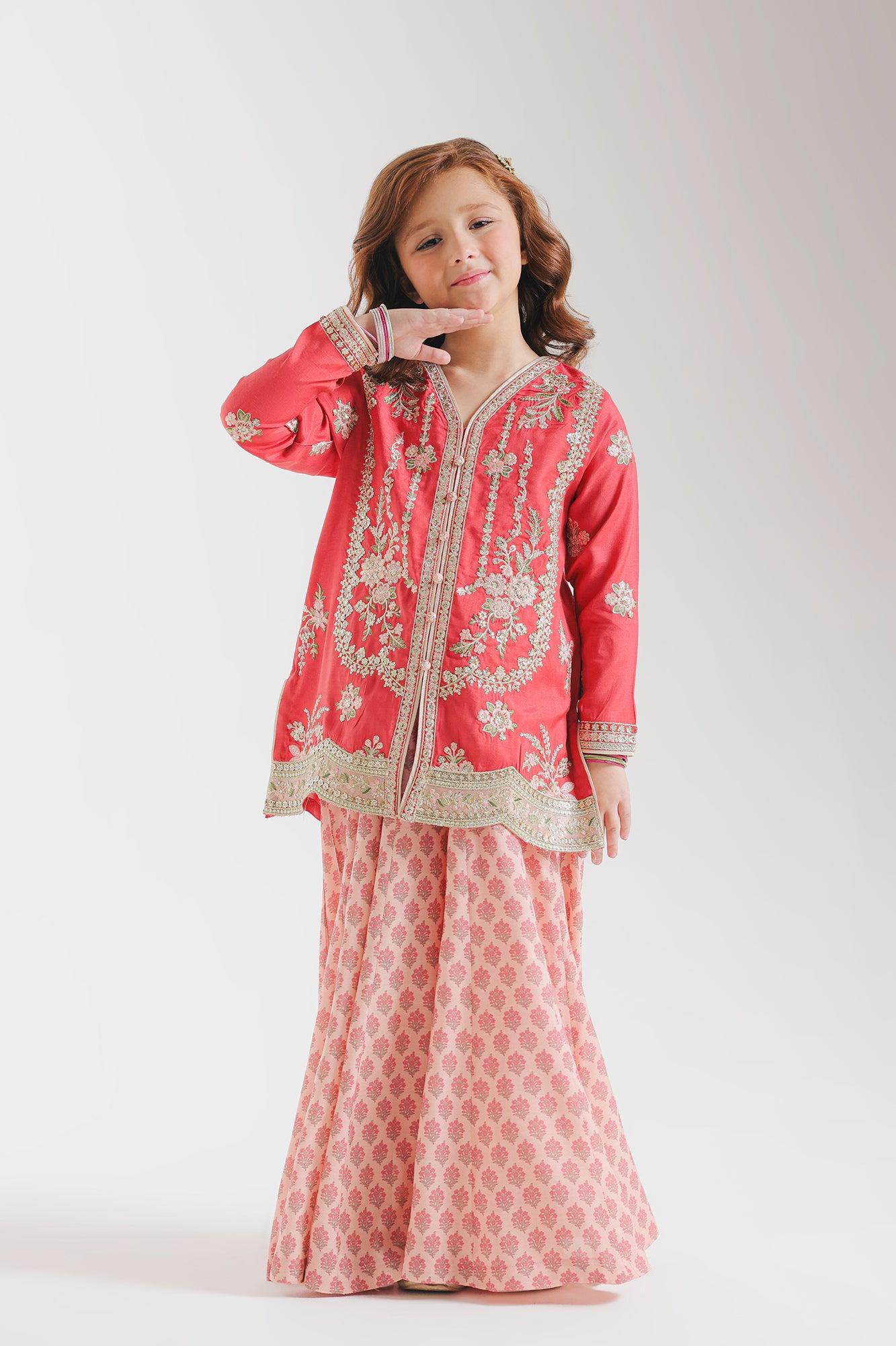 EMBROIDERED SUIT (E0835/404/417 E0835/304/417)