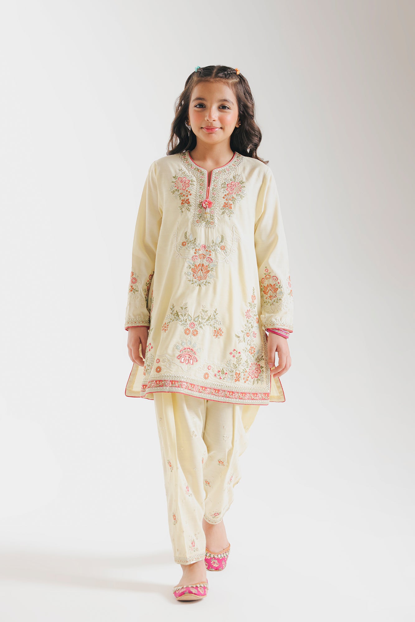 EMBROIDERED SUIT (E0836/404/110 E0836/304/110)
