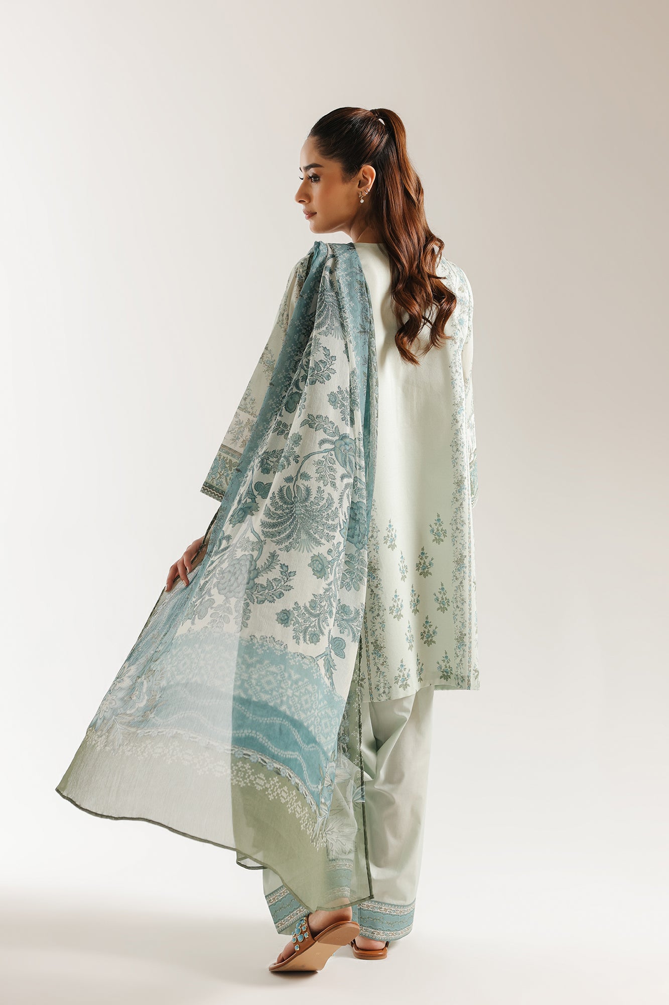 EMBROIDERED SUIT (E0837/203/719)